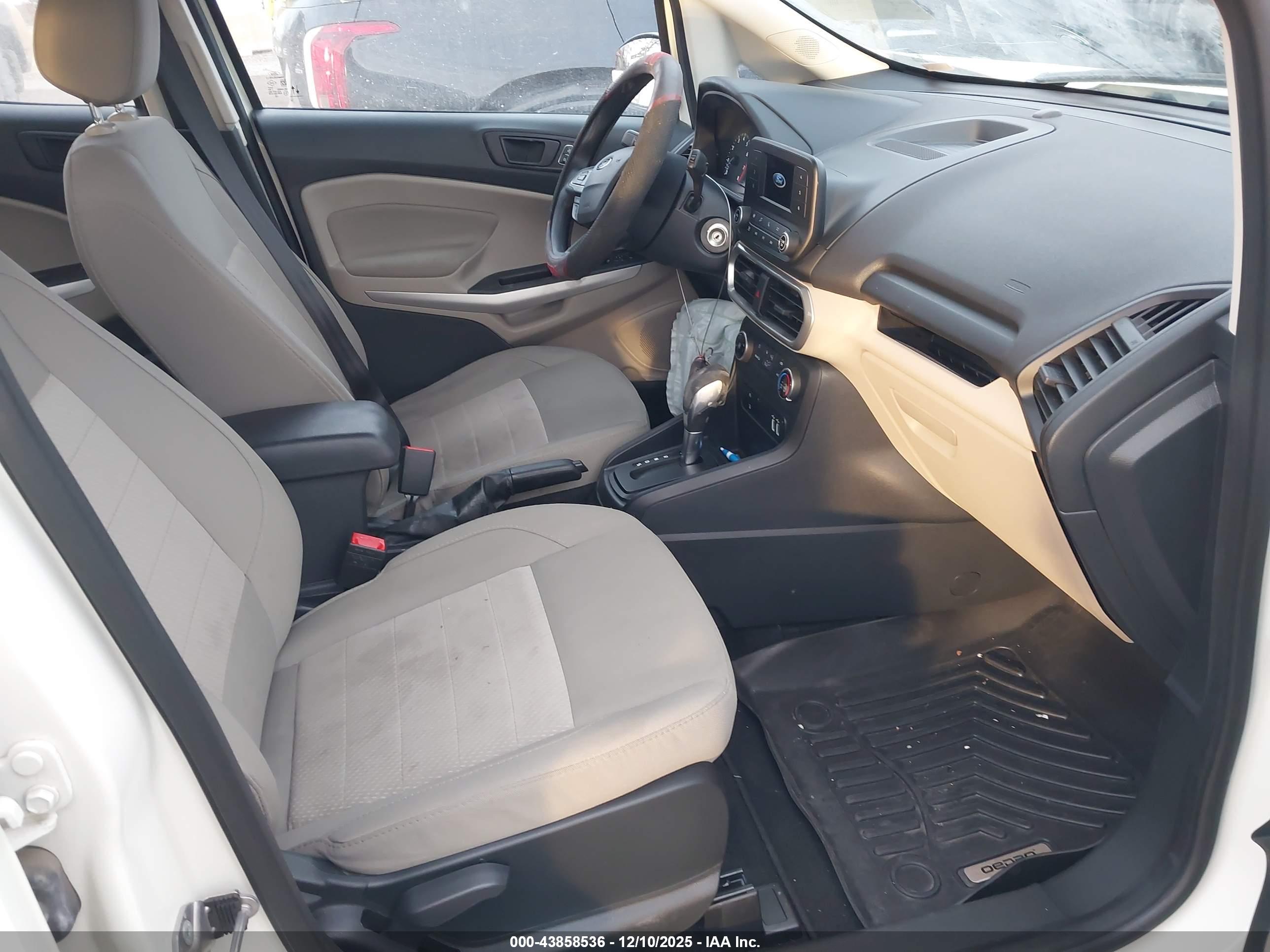FORD ECOSPORT image 5