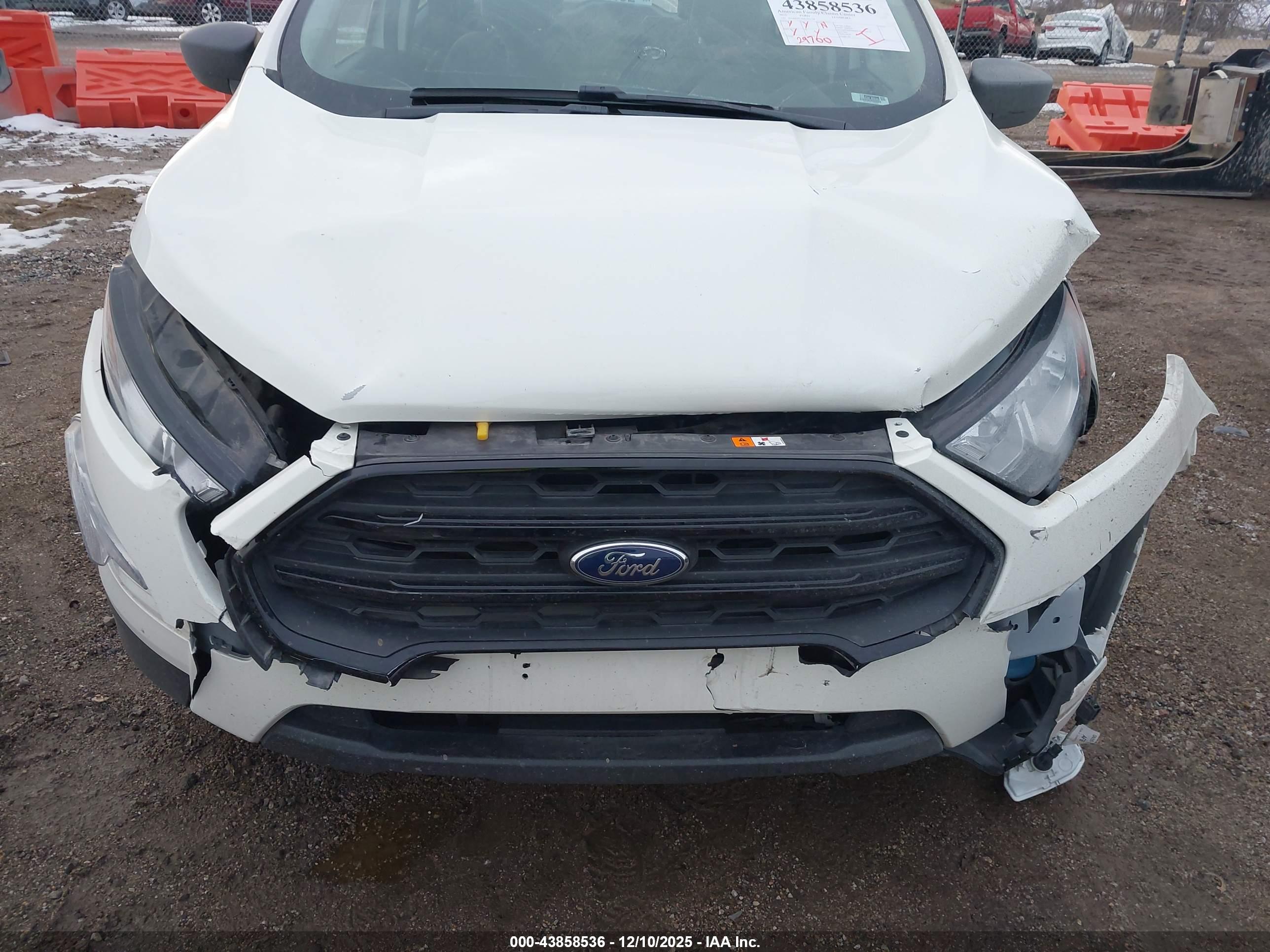 FORD ECOSPORT image 6
