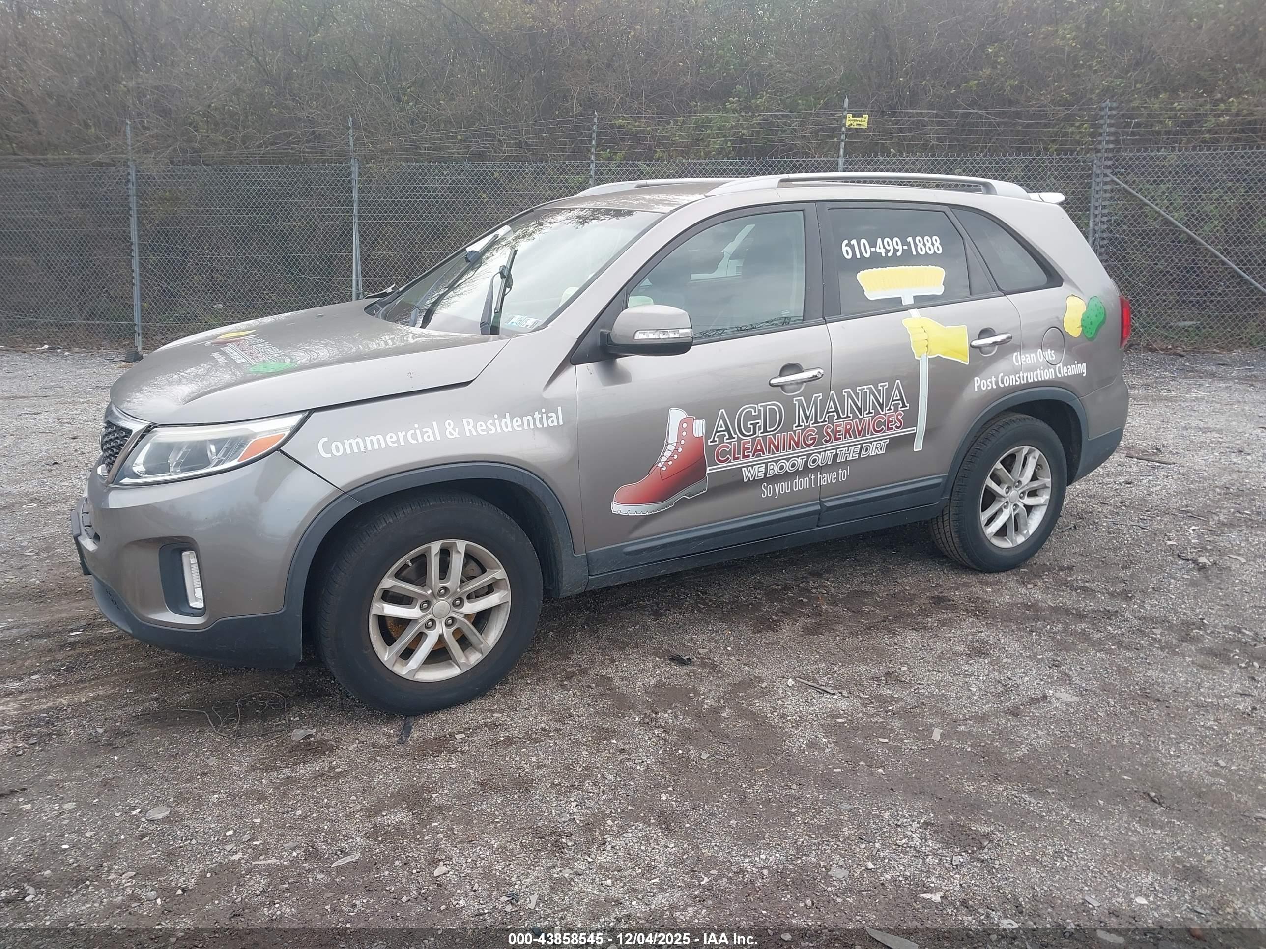 KIA SORENTO image 2