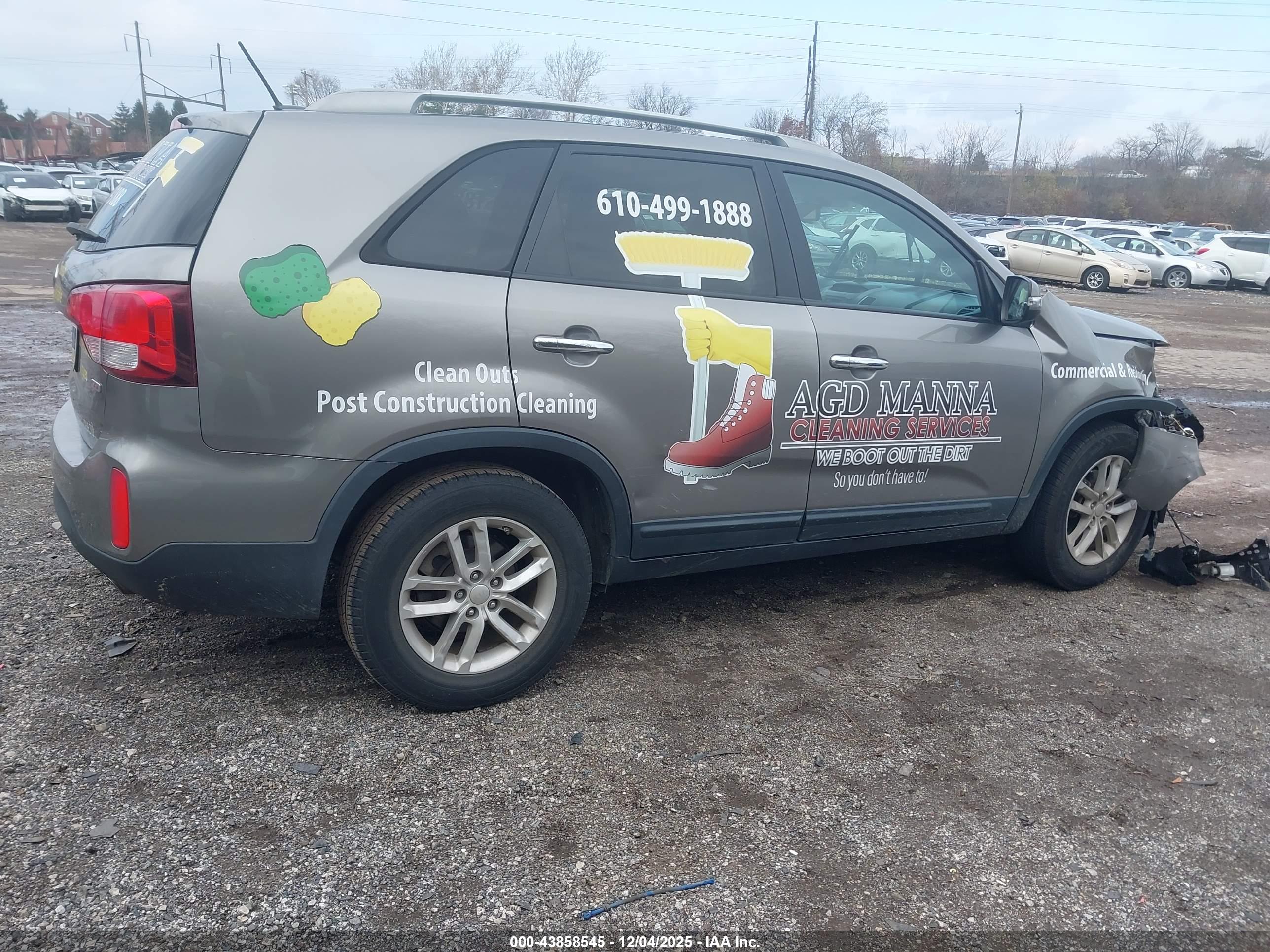 KIA SORENTO image 4