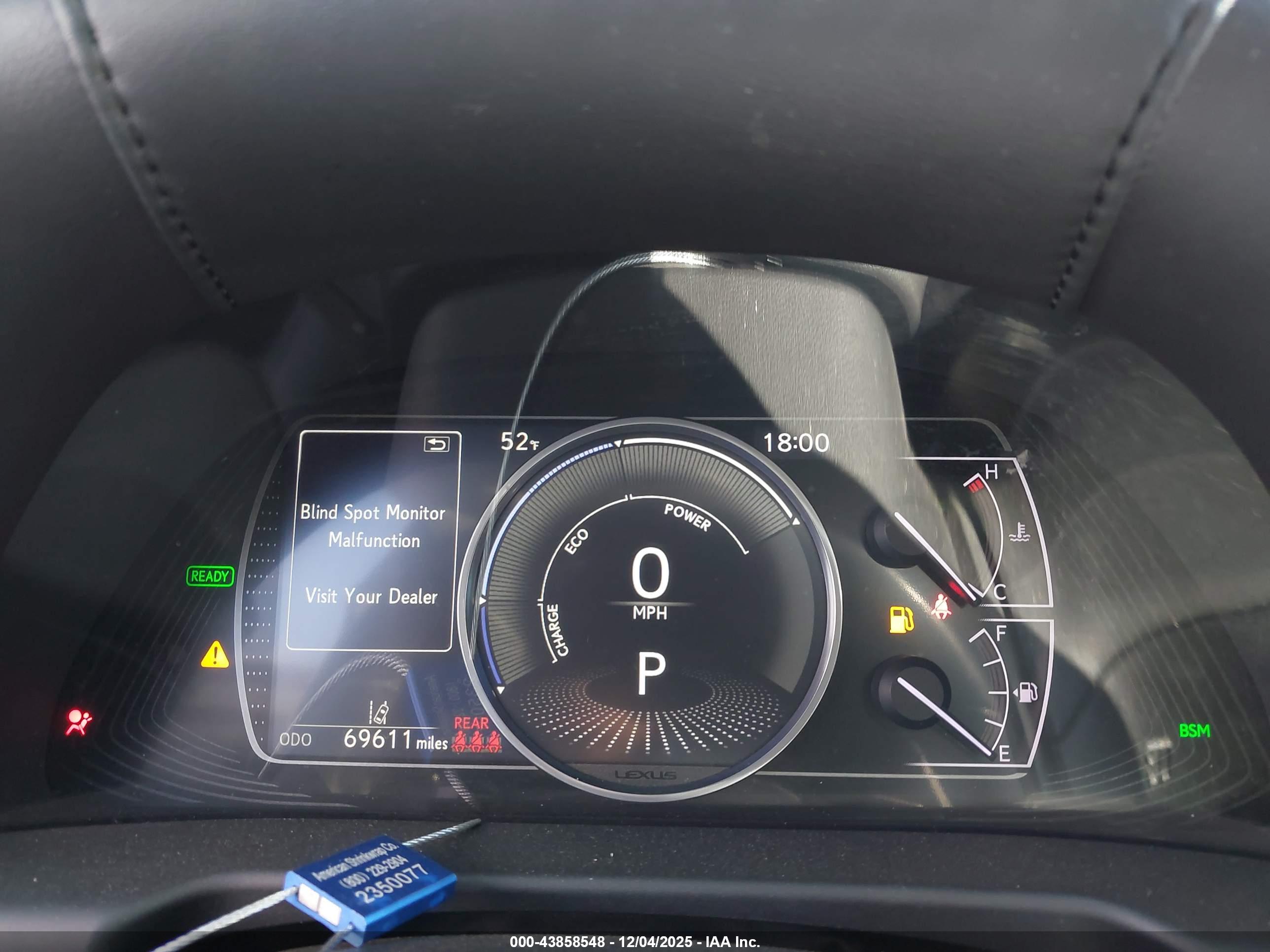 LEXUS ES image 7