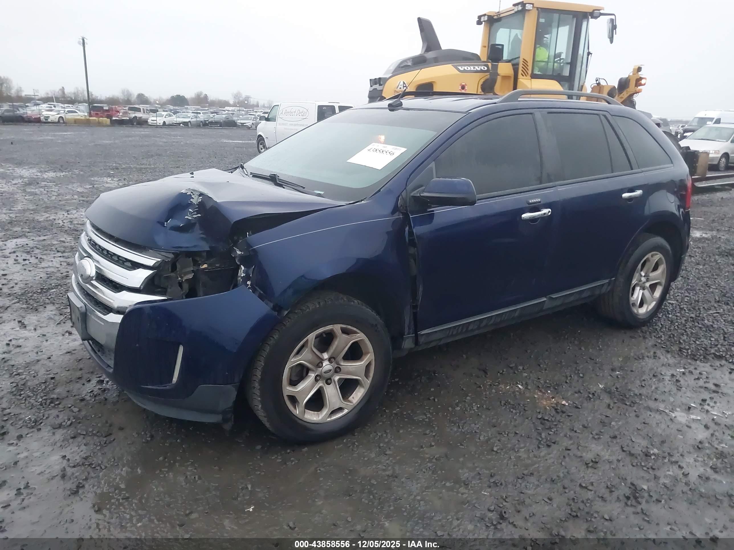 FORD EDGE image 2