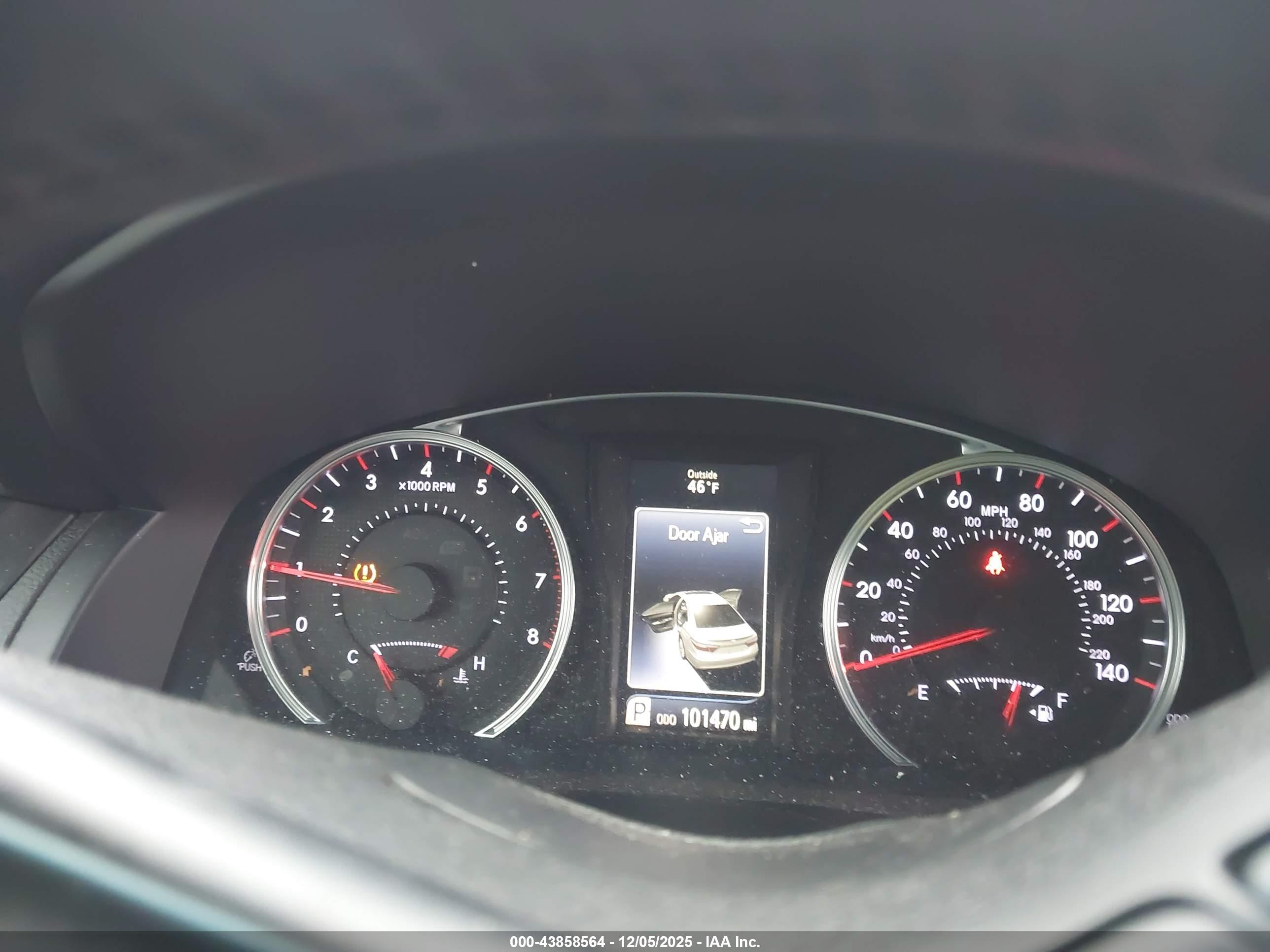 TOYOTA CAMRY image 7