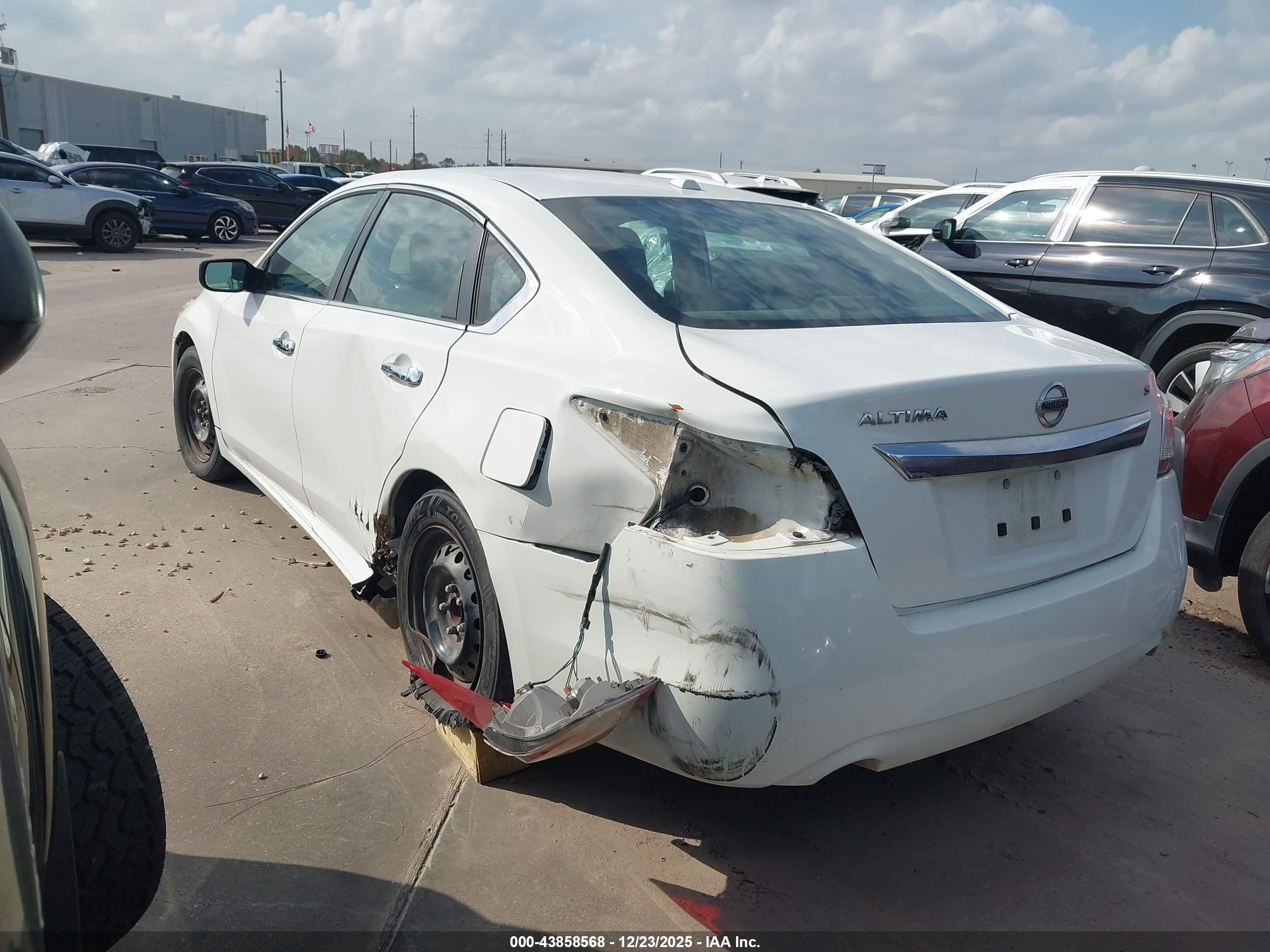 NISSAN ALTIMA image 3