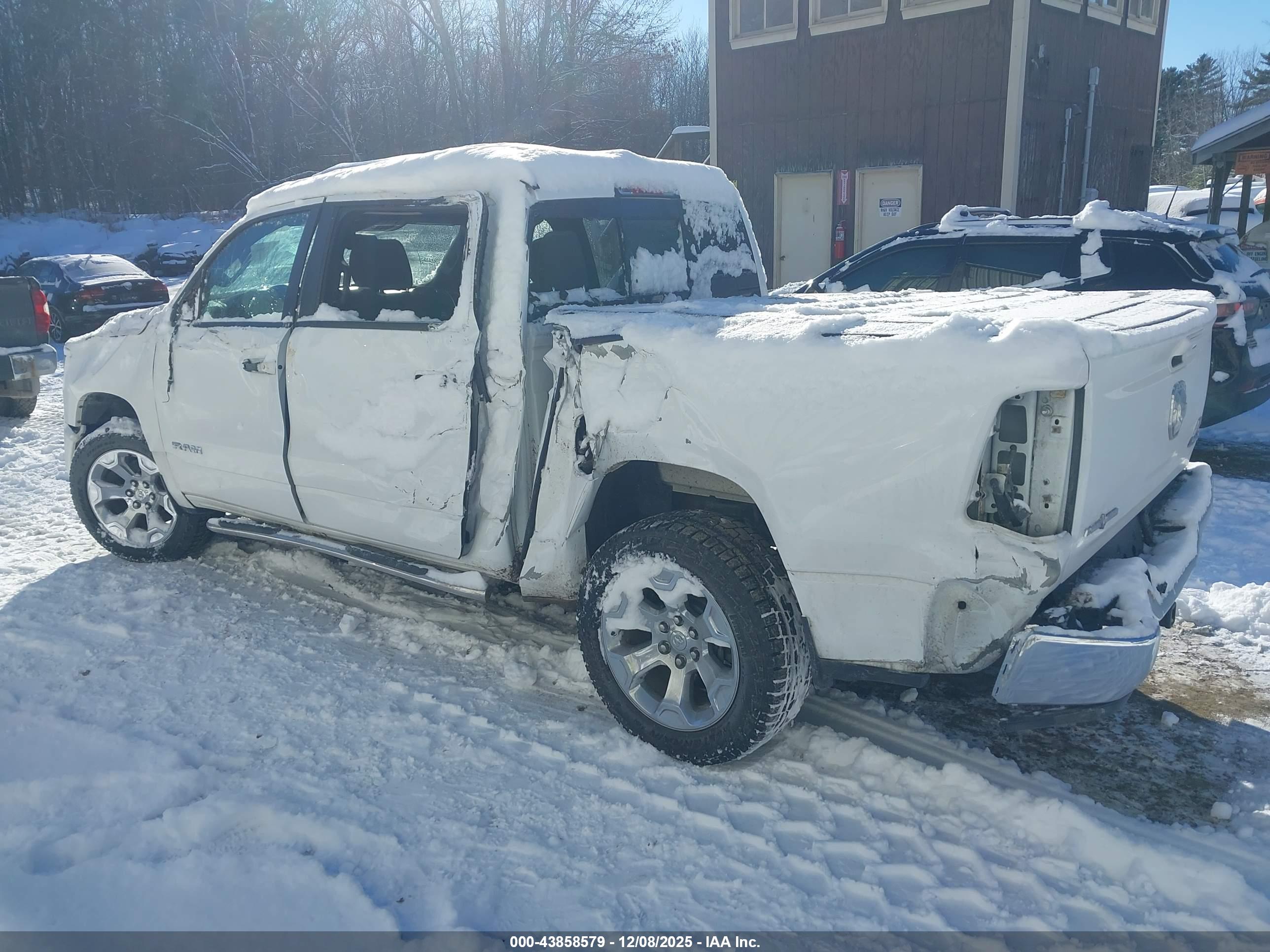 RAM 1500 image 3