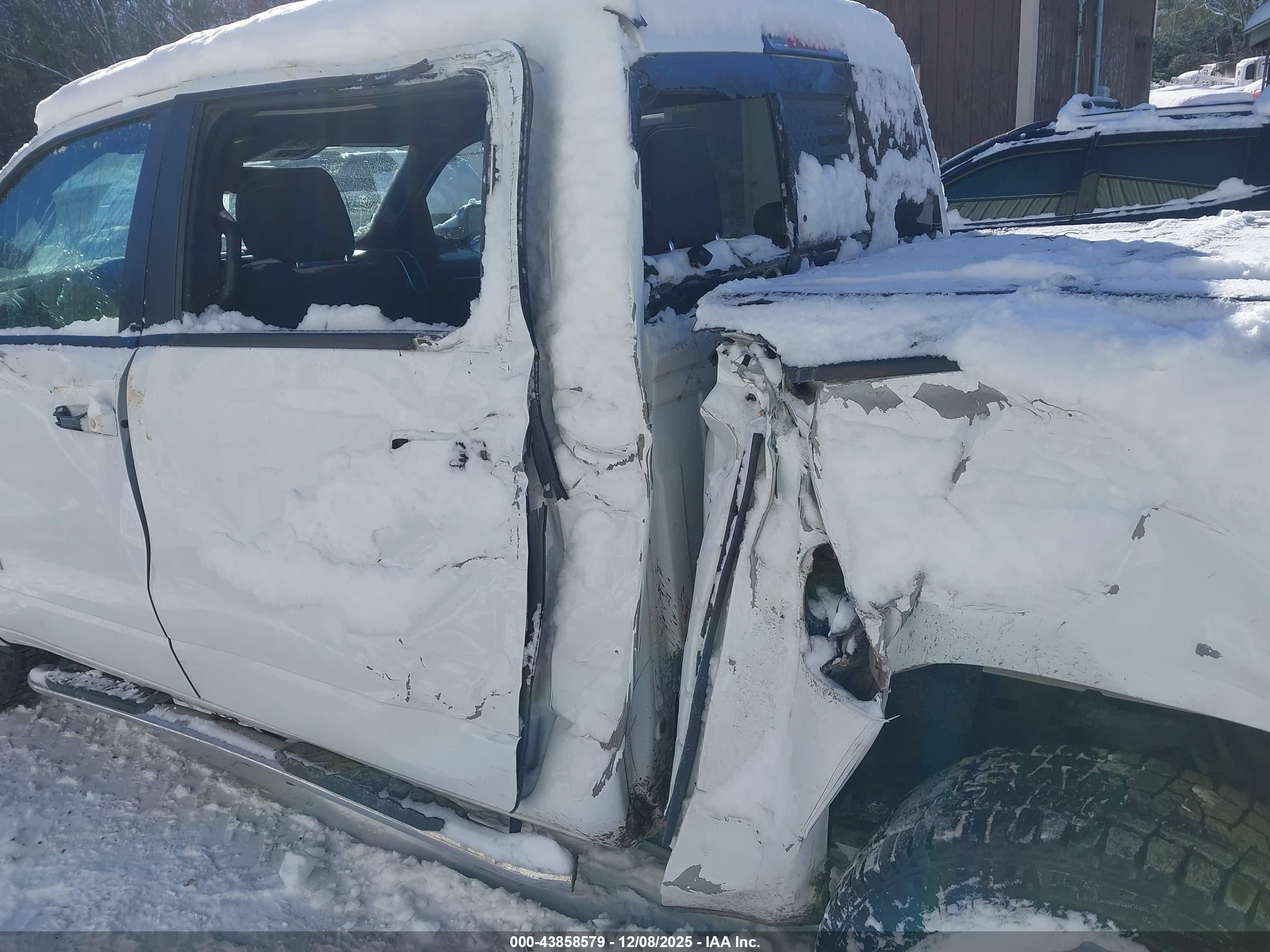 RAM 1500 image 6