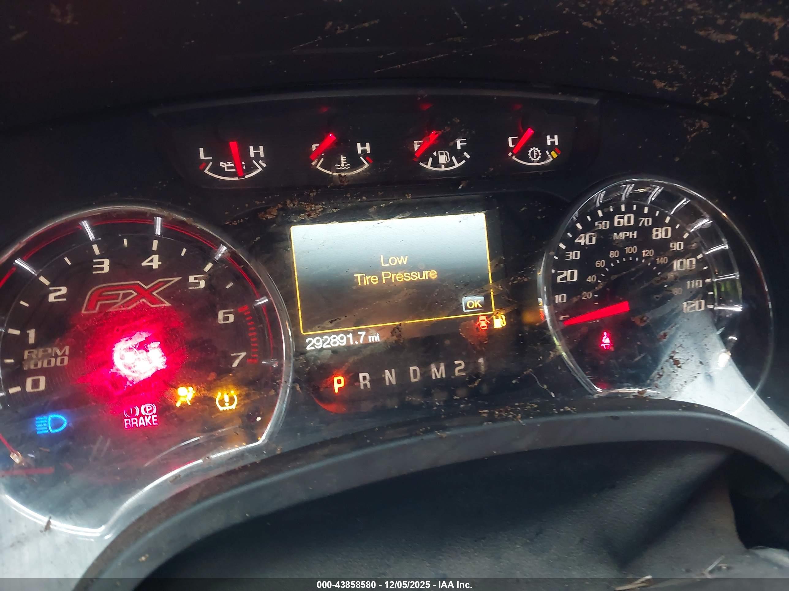 FORD F-150 image 7