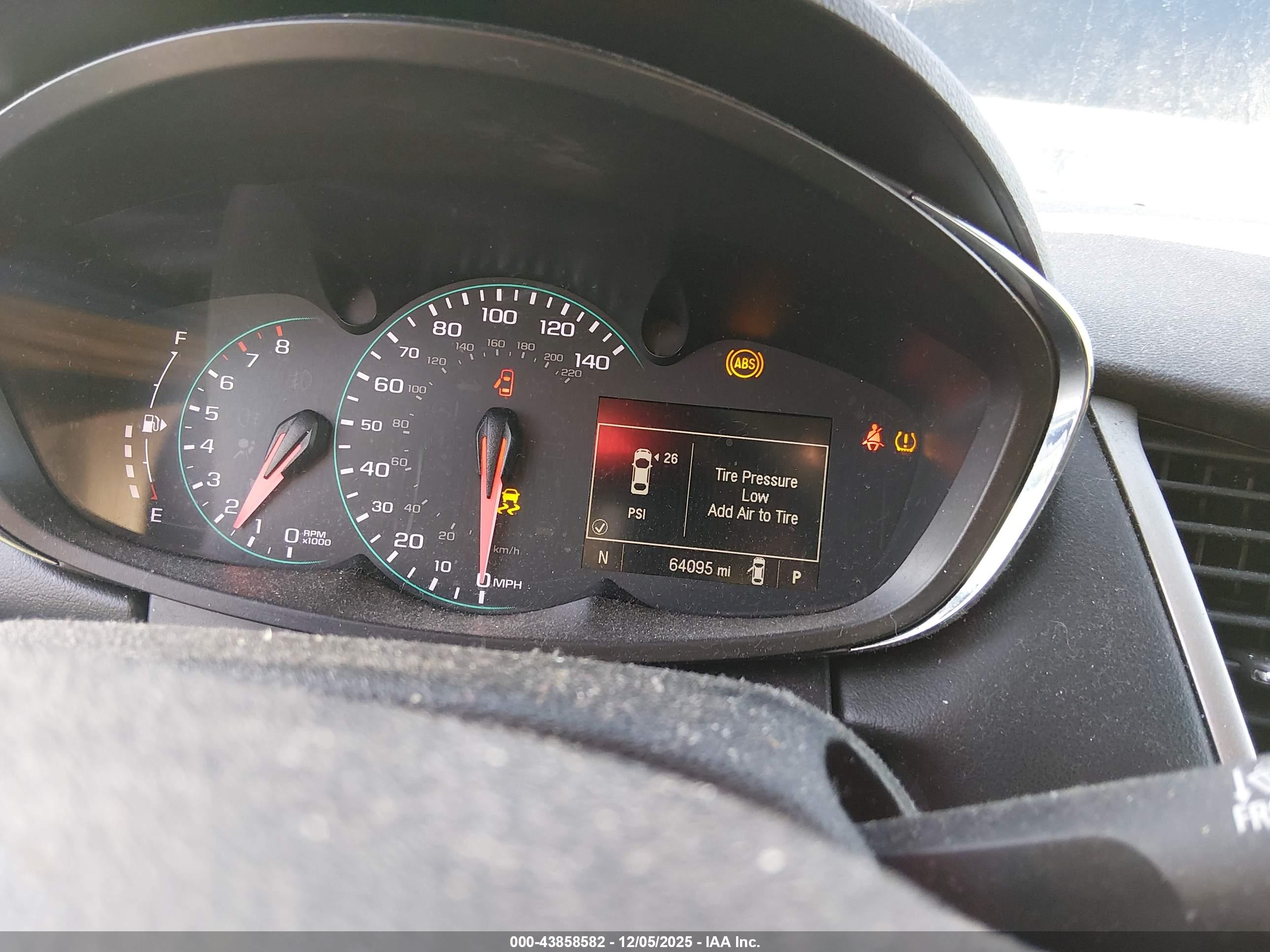 CHEVROLET TRAX image 7