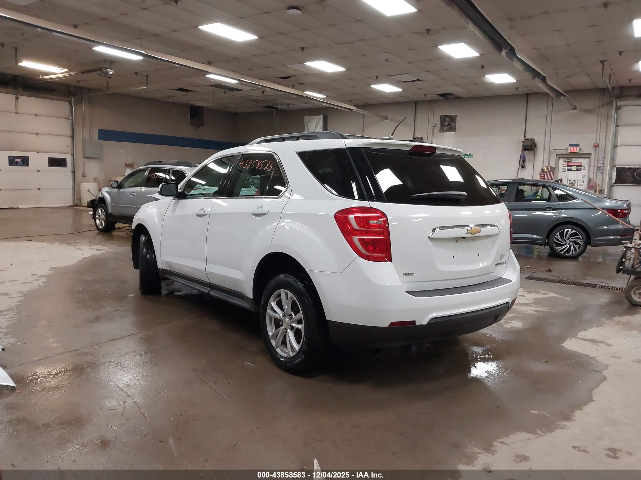 CHEVROLET EQUINOX image 3