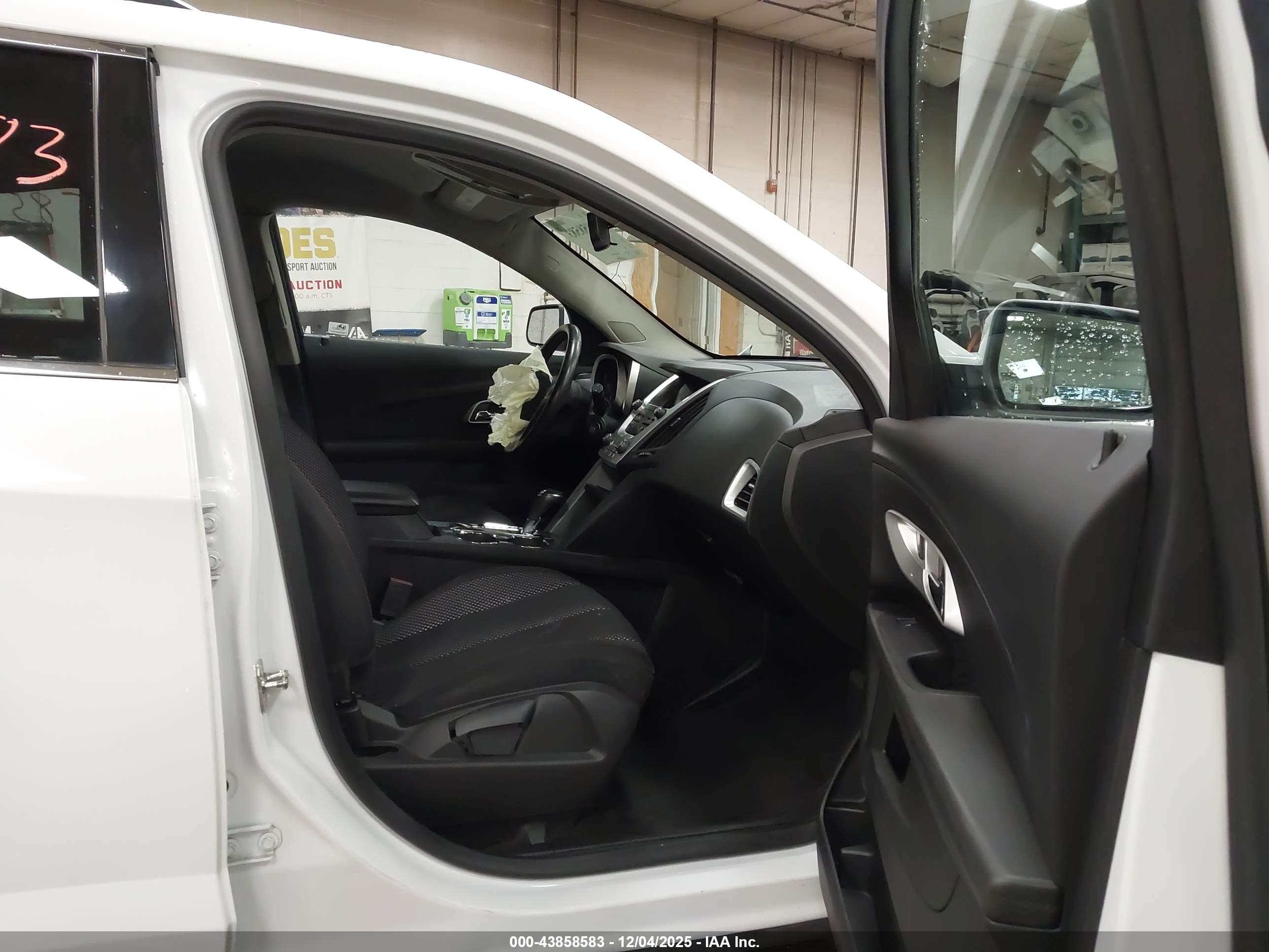 CHEVROLET EQUINOX image 5
