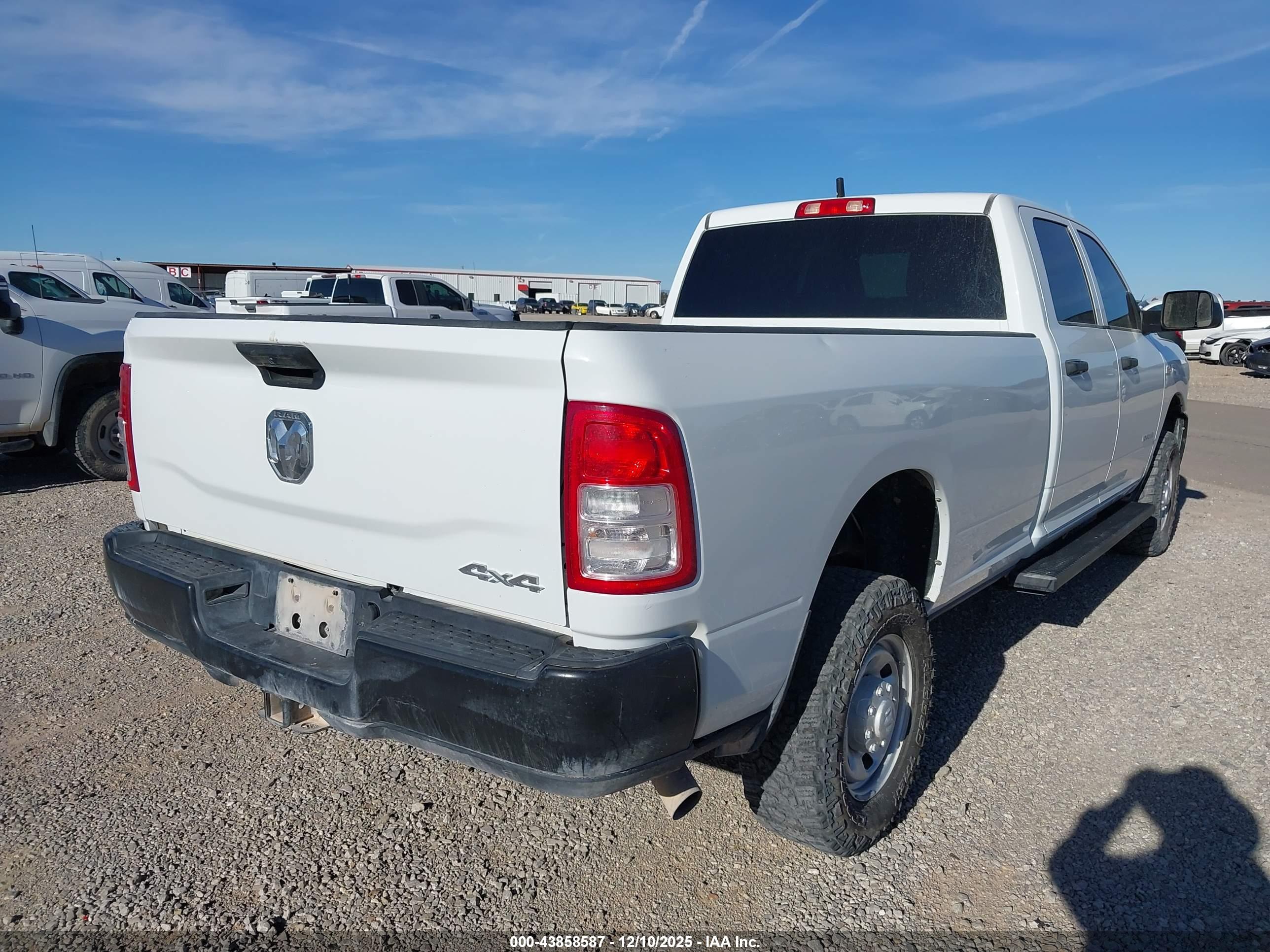 RAM 2500 image 4