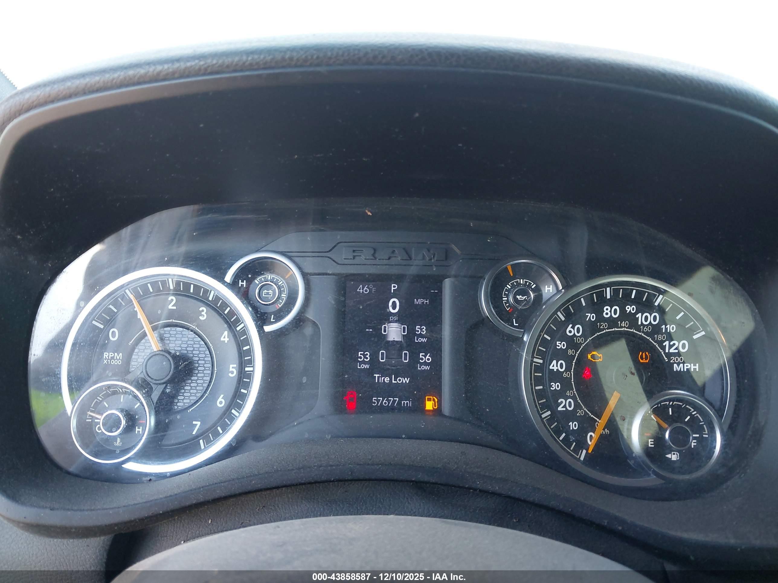 RAM 2500 image 7
