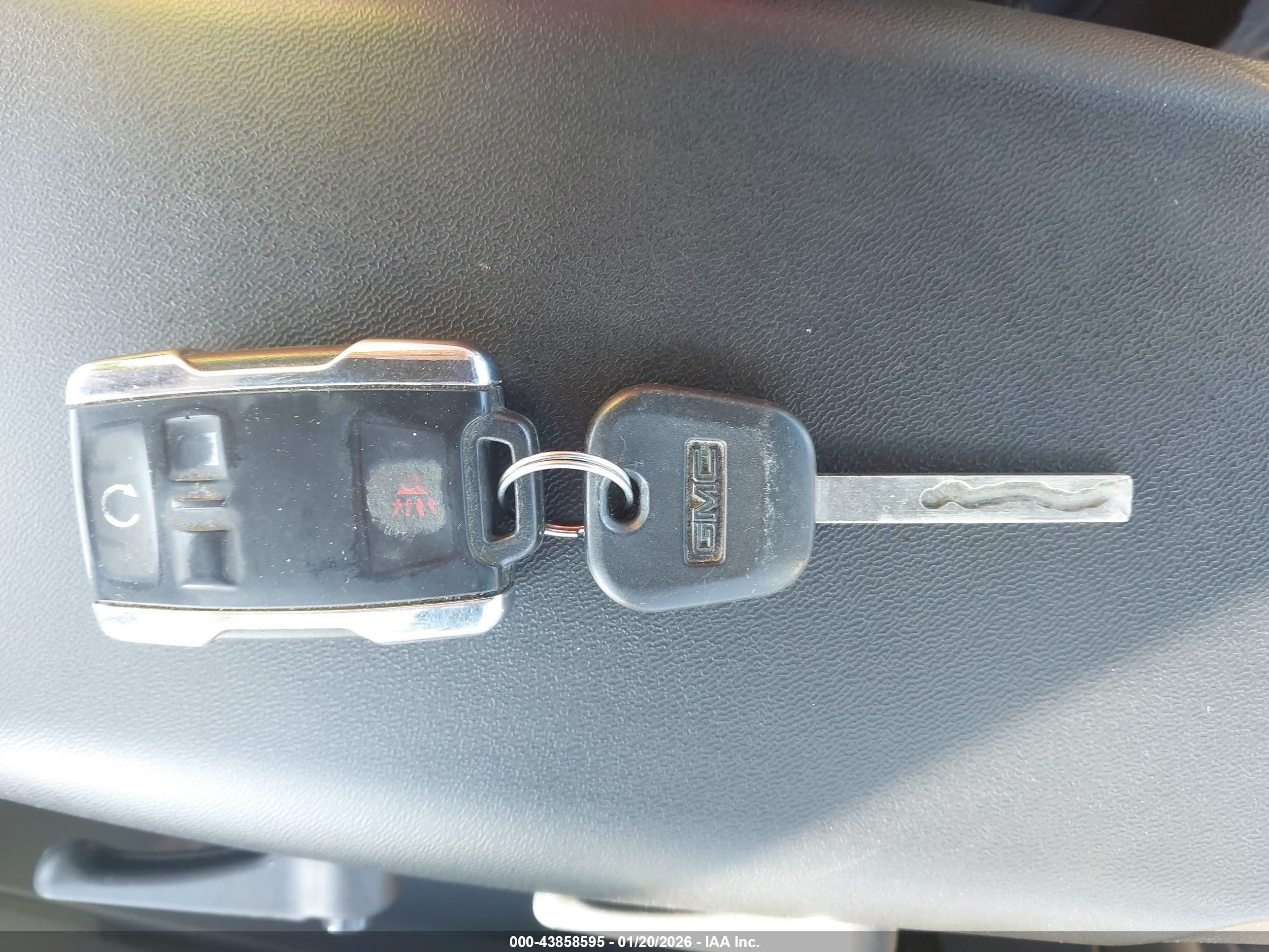 GMC SIERRA image 11