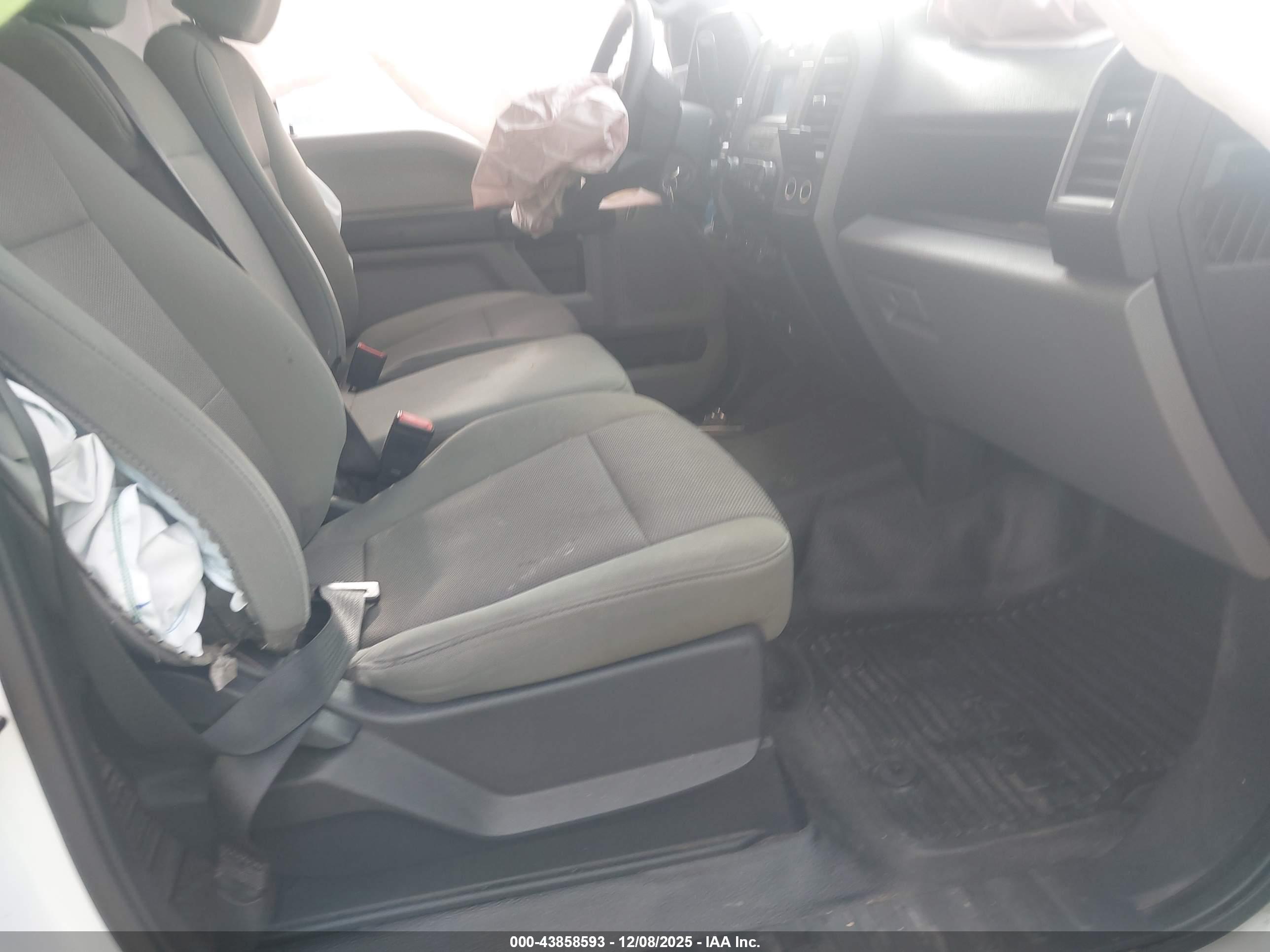 FORD F-250 image 5
