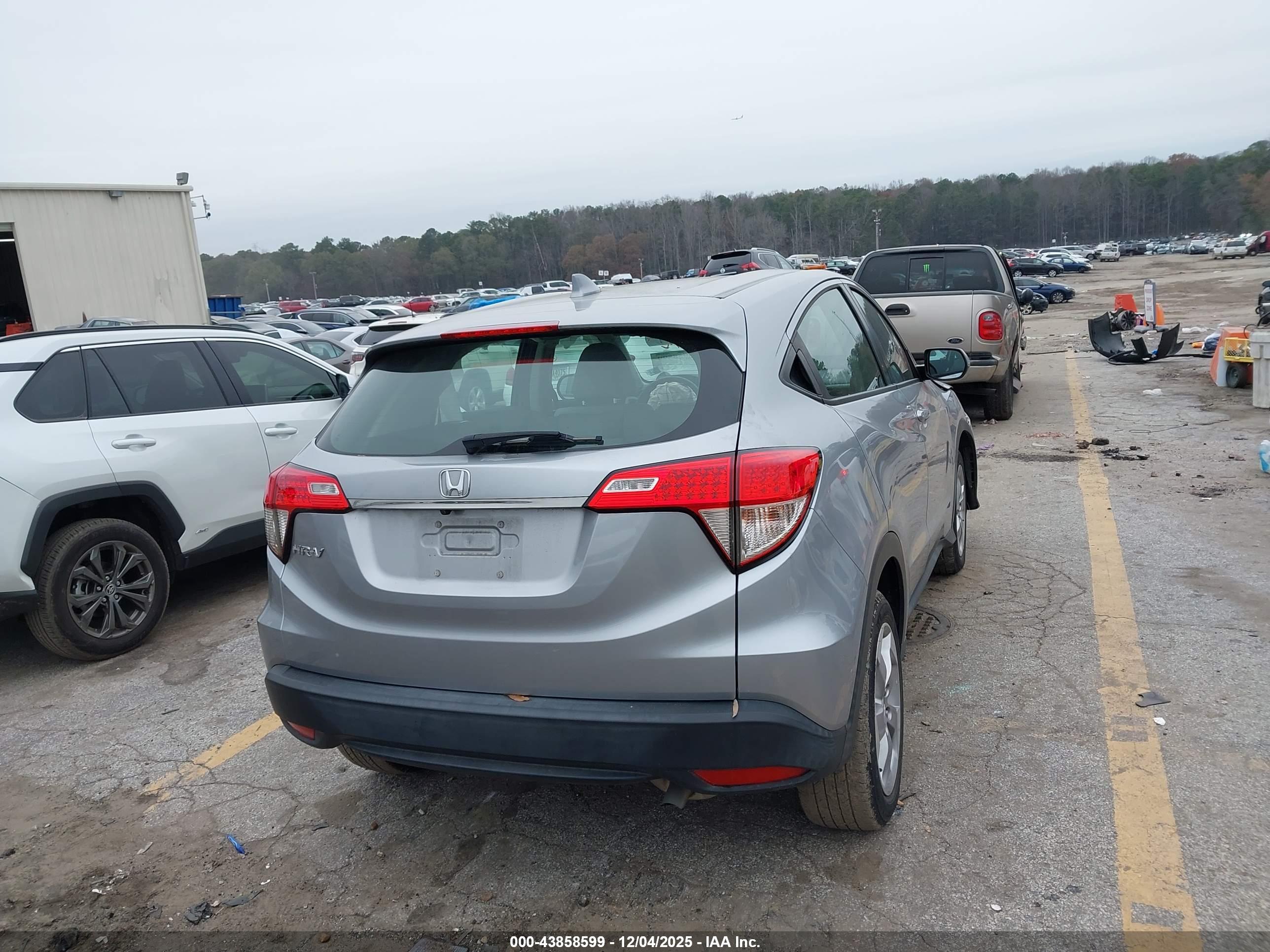 HONDA HR-V image 4