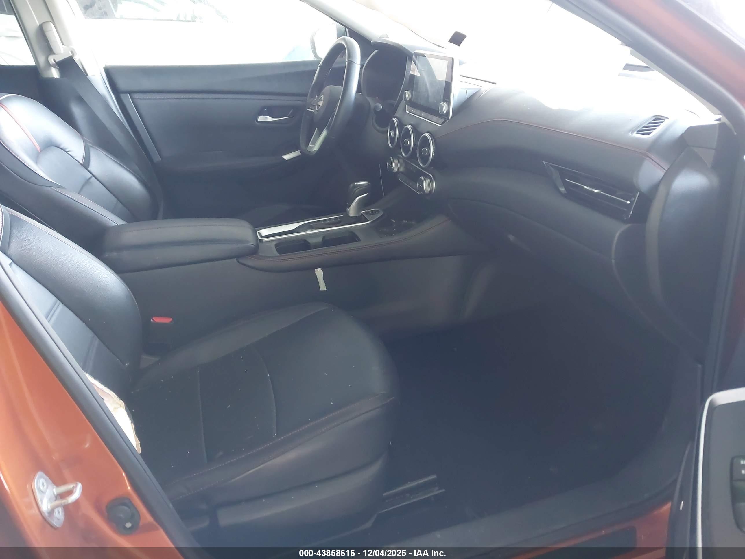 NISSAN SENTRA image 5