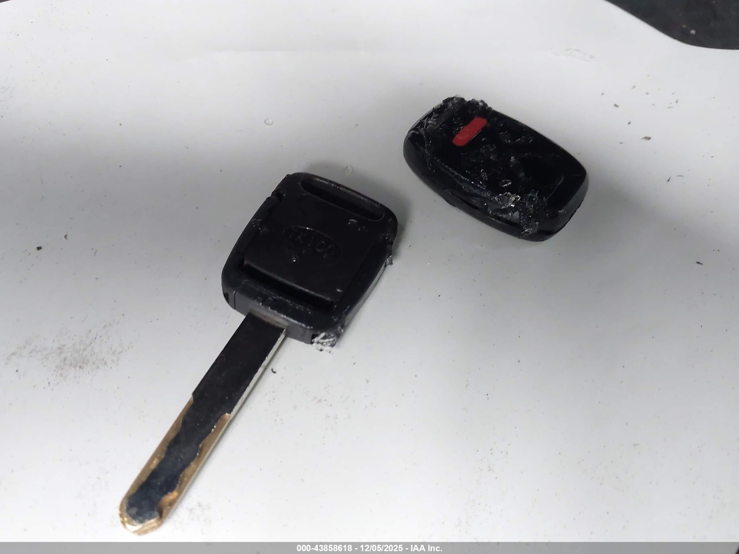 HONDA CIVIC image 11