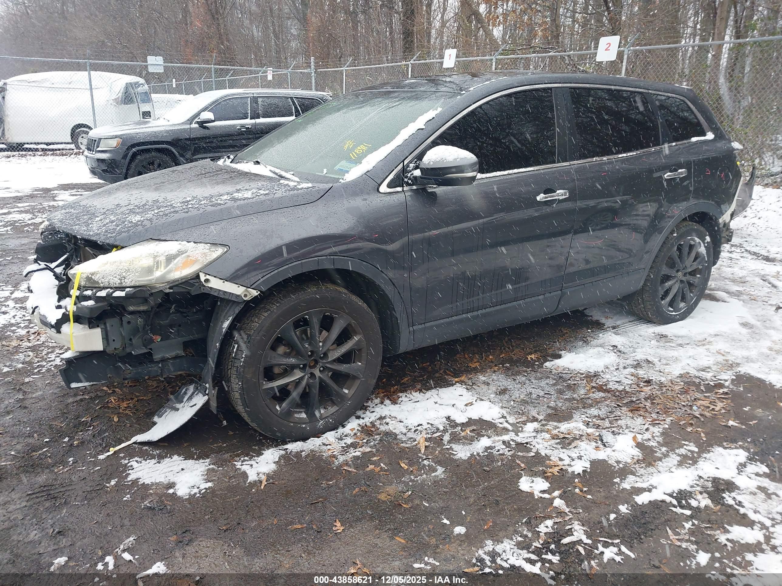 MAZDA CX-9 image 2