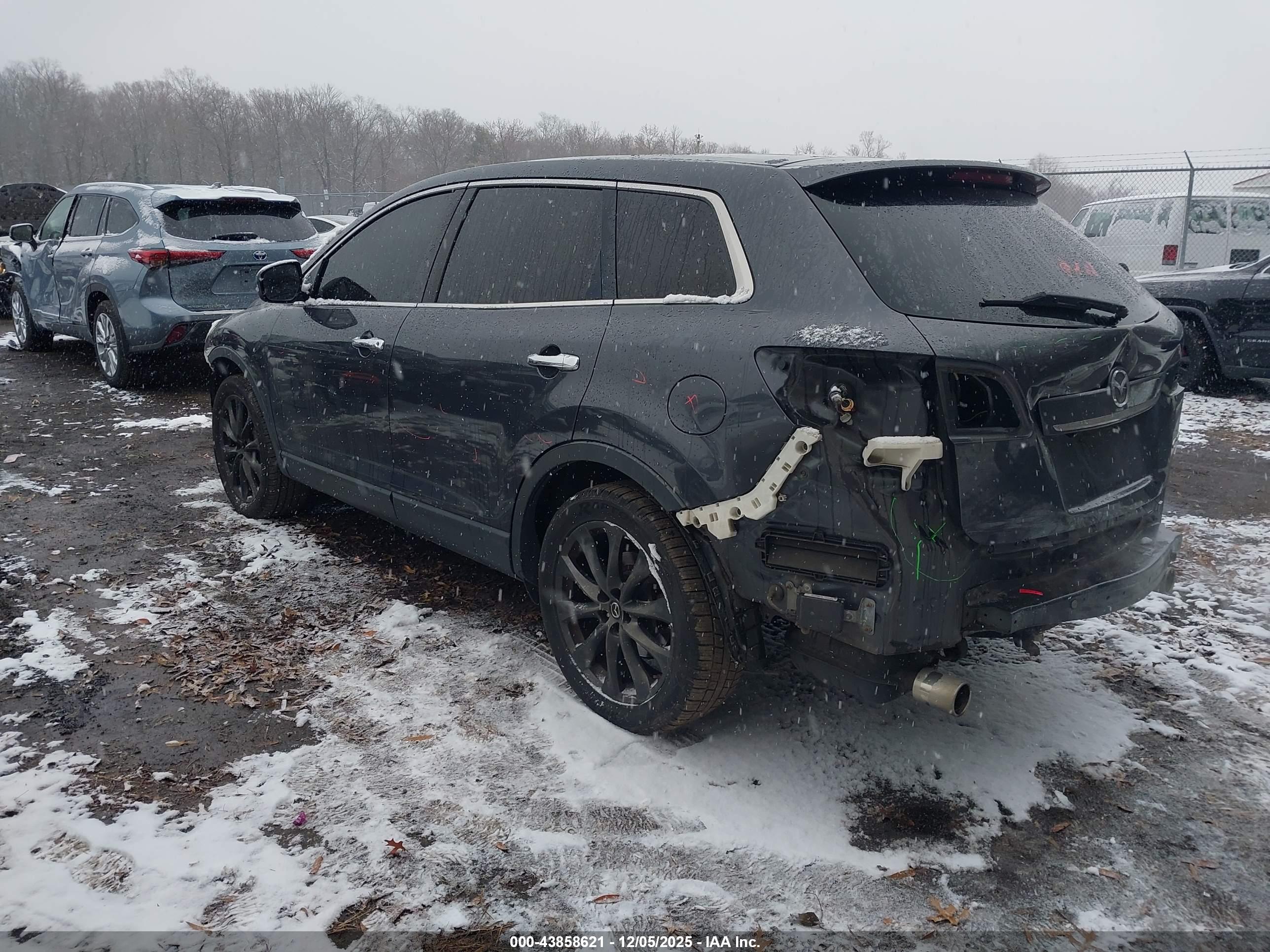 MAZDA CX-9 image 3