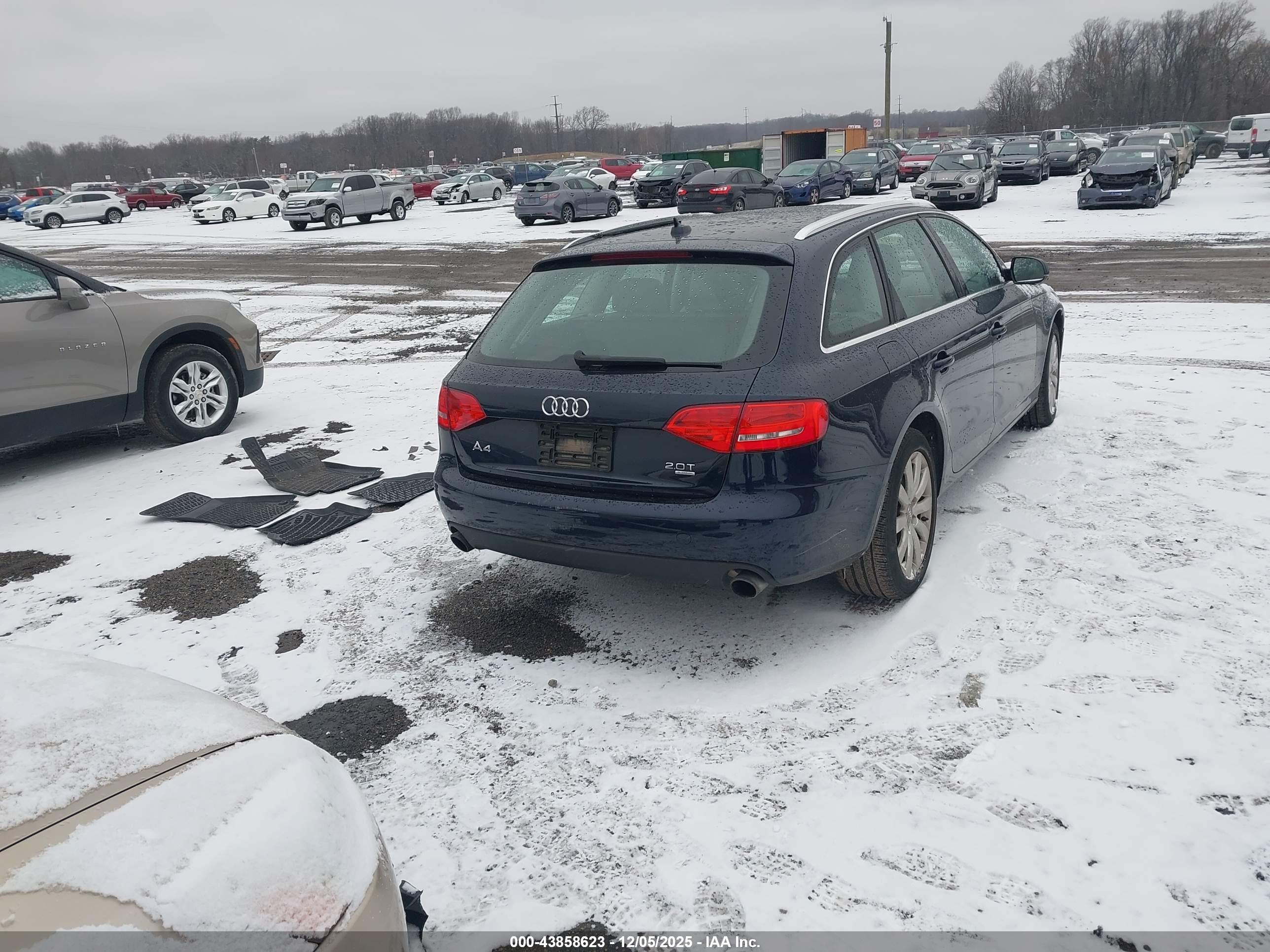 AUDI A4 image 4
