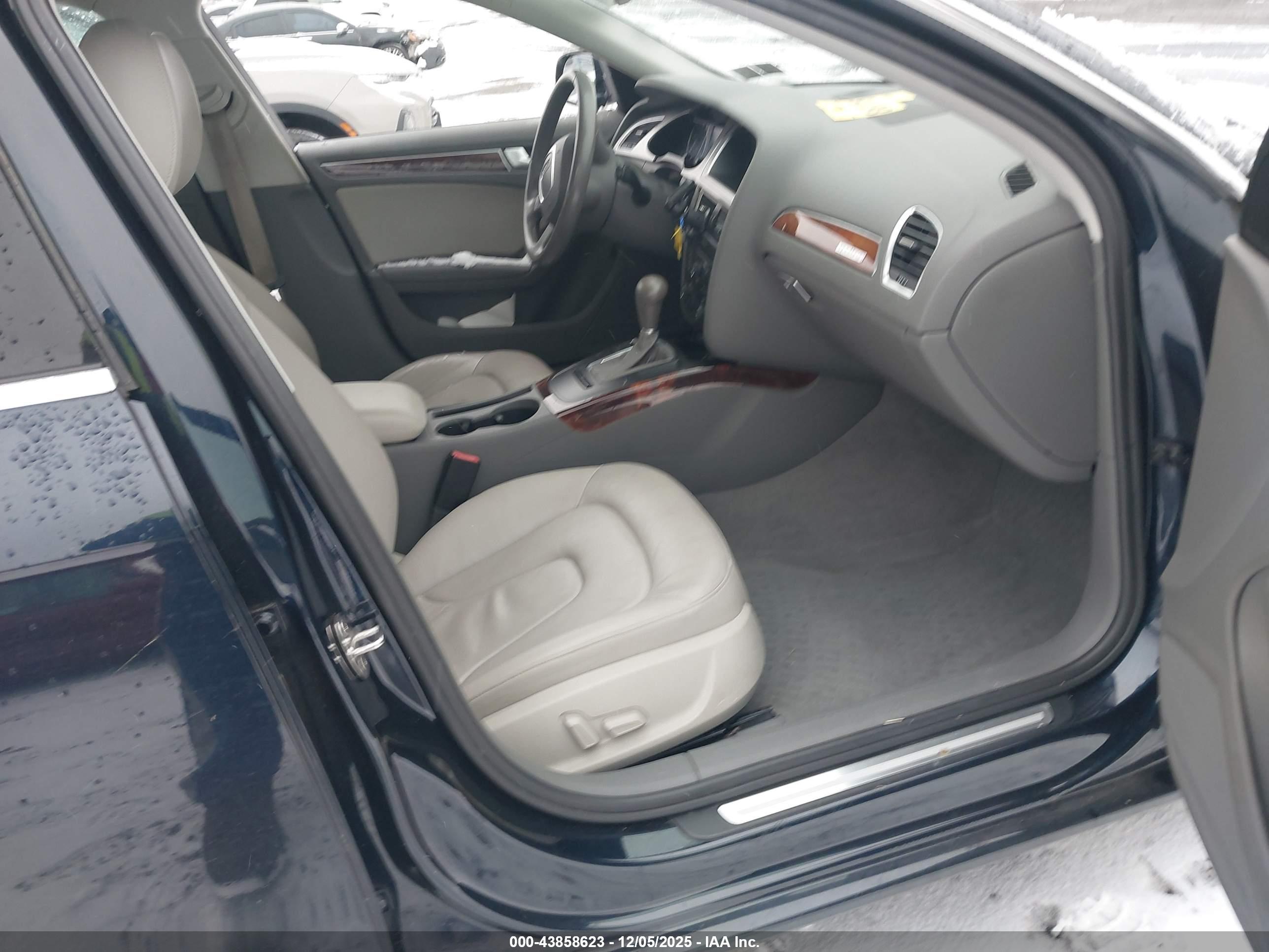 AUDI A4 image 5
