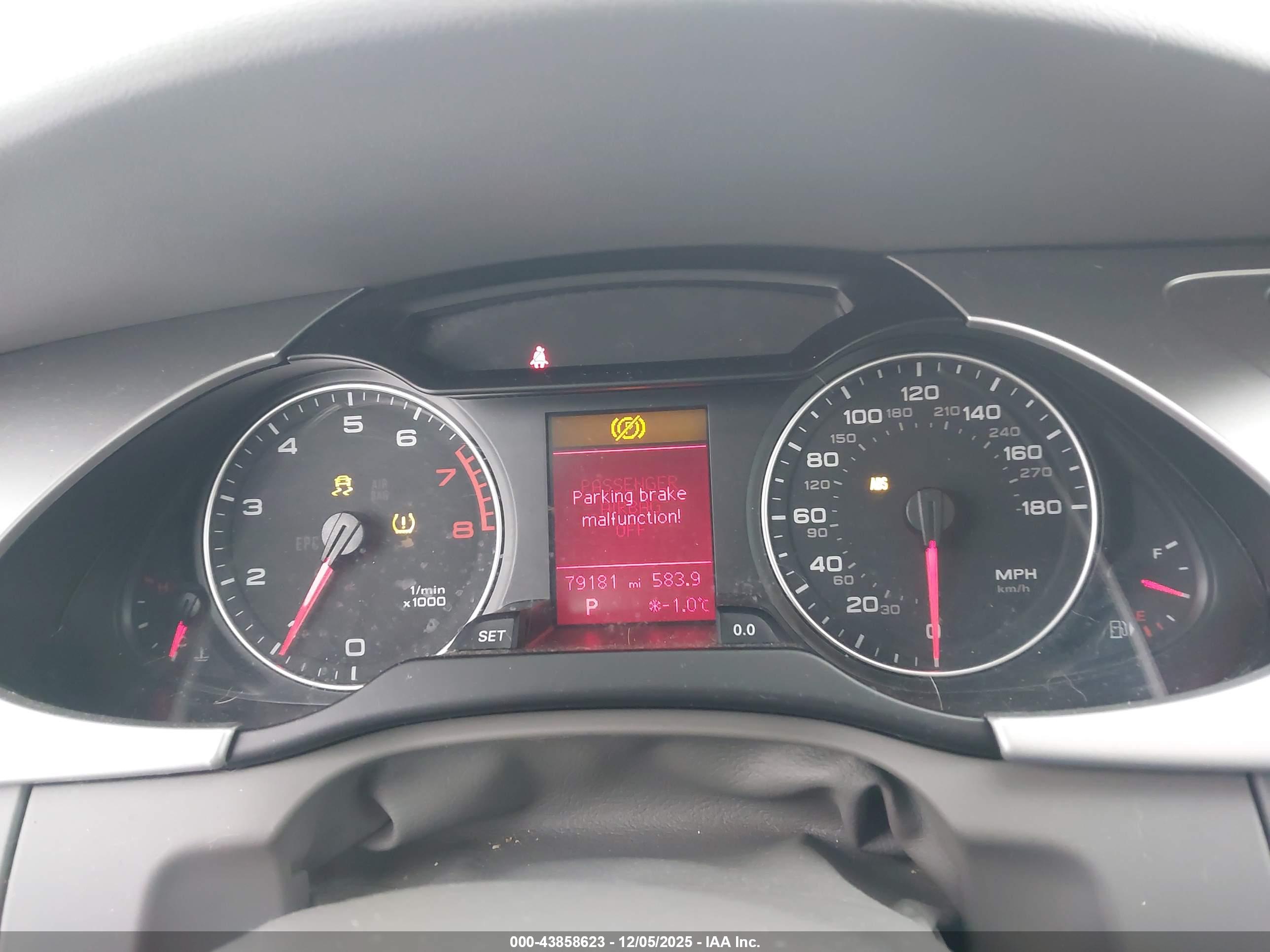 AUDI A4 image 7