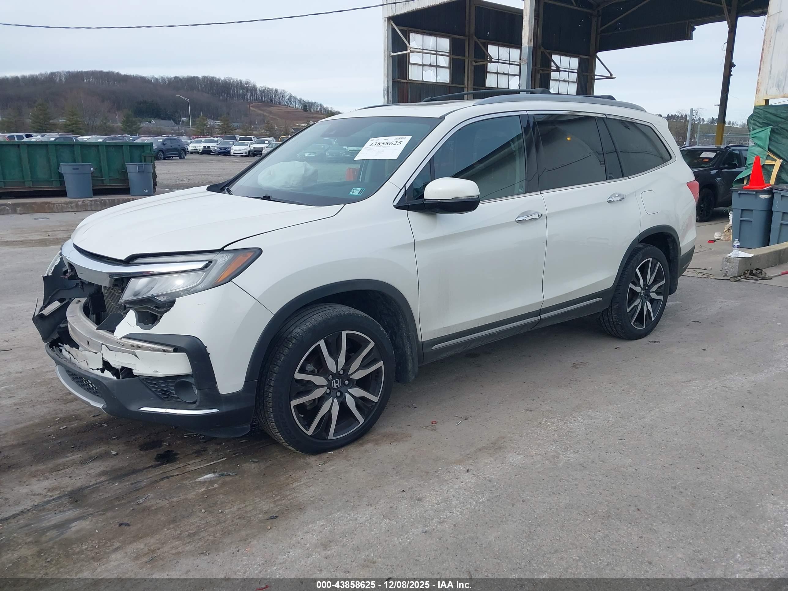 HONDA PILOT image 2