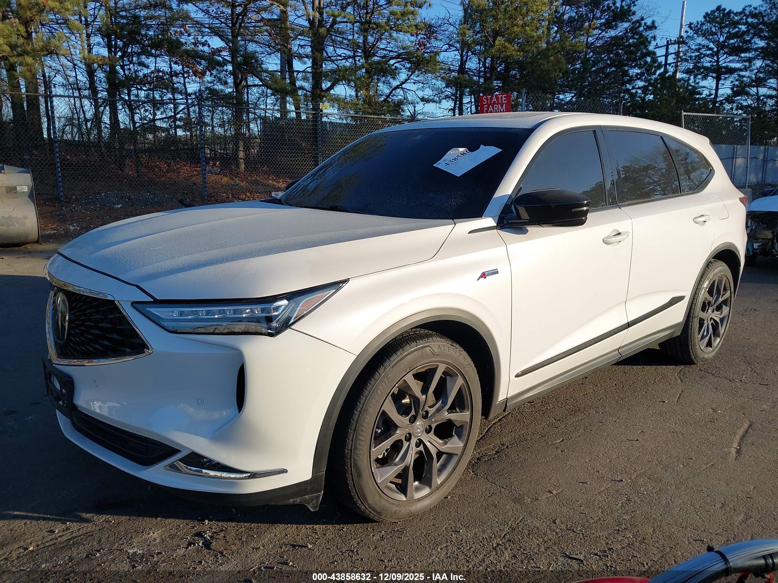 ACURA MDX image 2