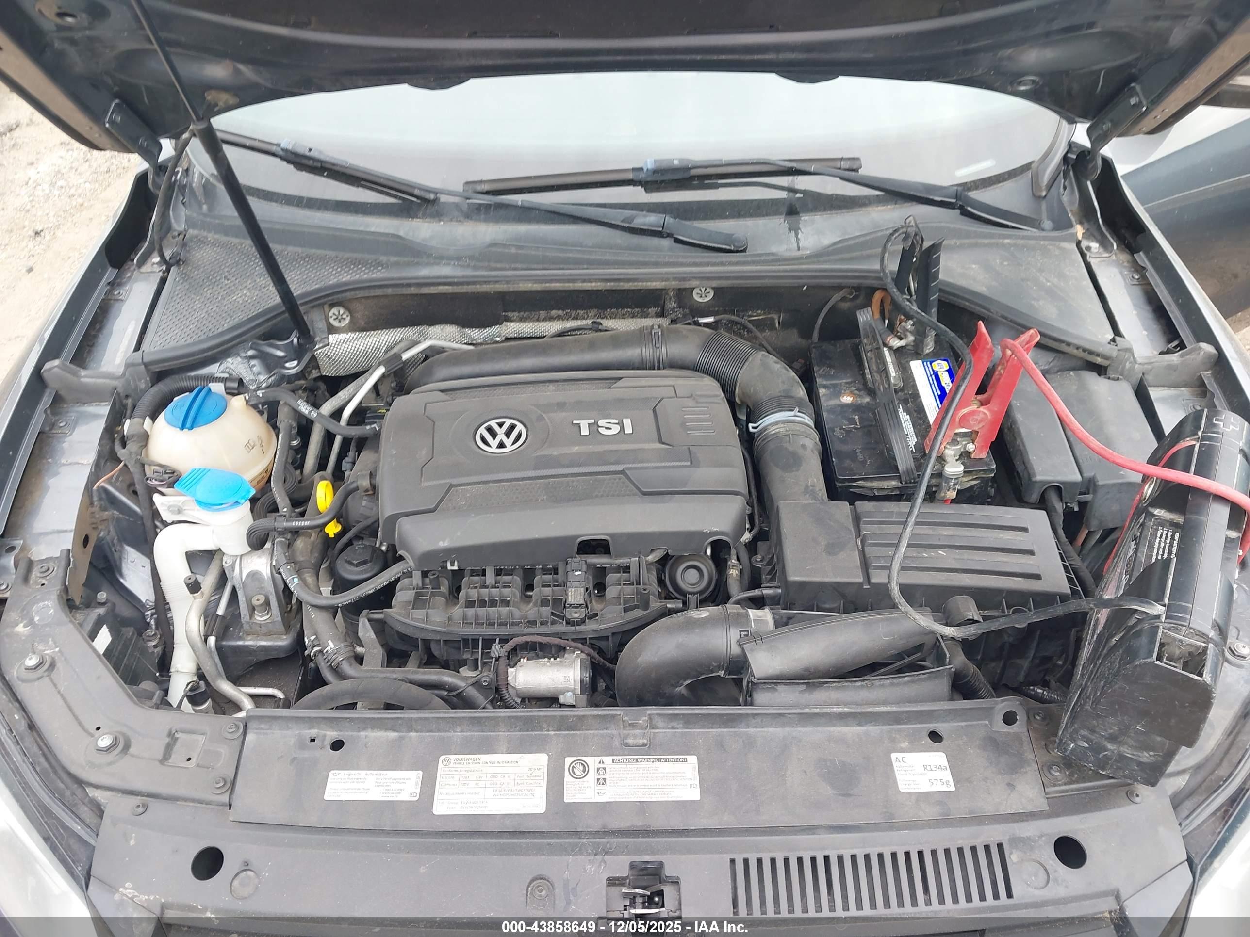 VOLKSWAGEN PASSAT image 10