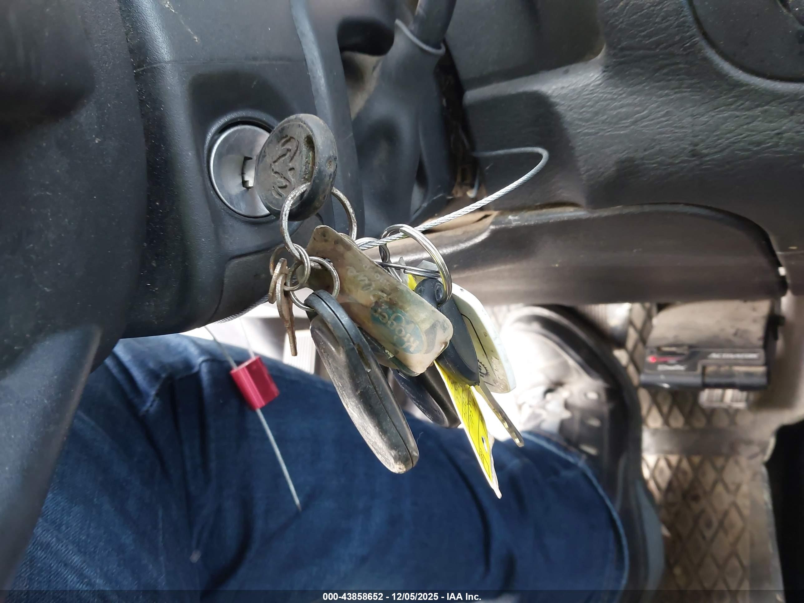 DODGE RAM image 11