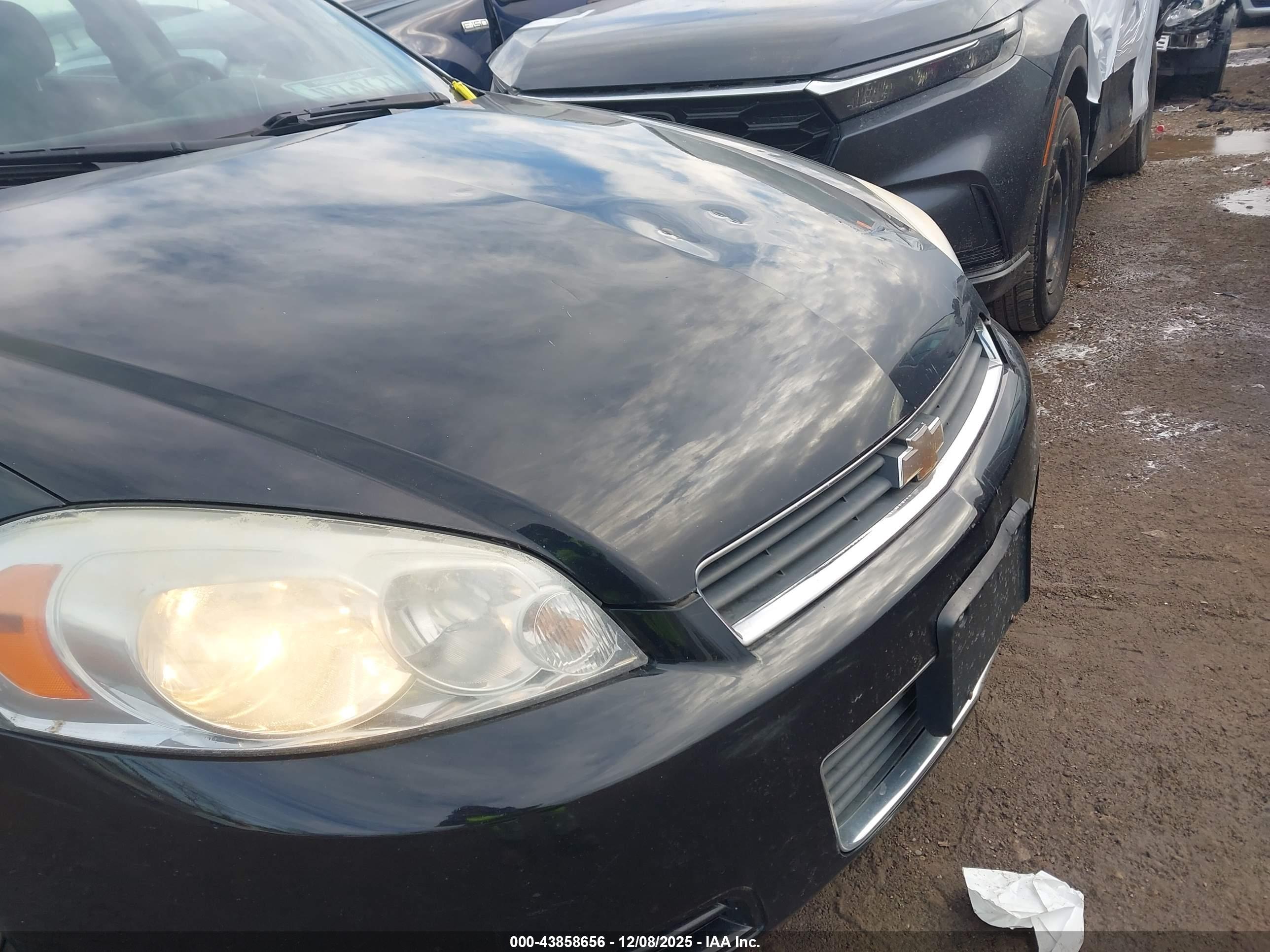 CHEVROLET IMPALA image 6
