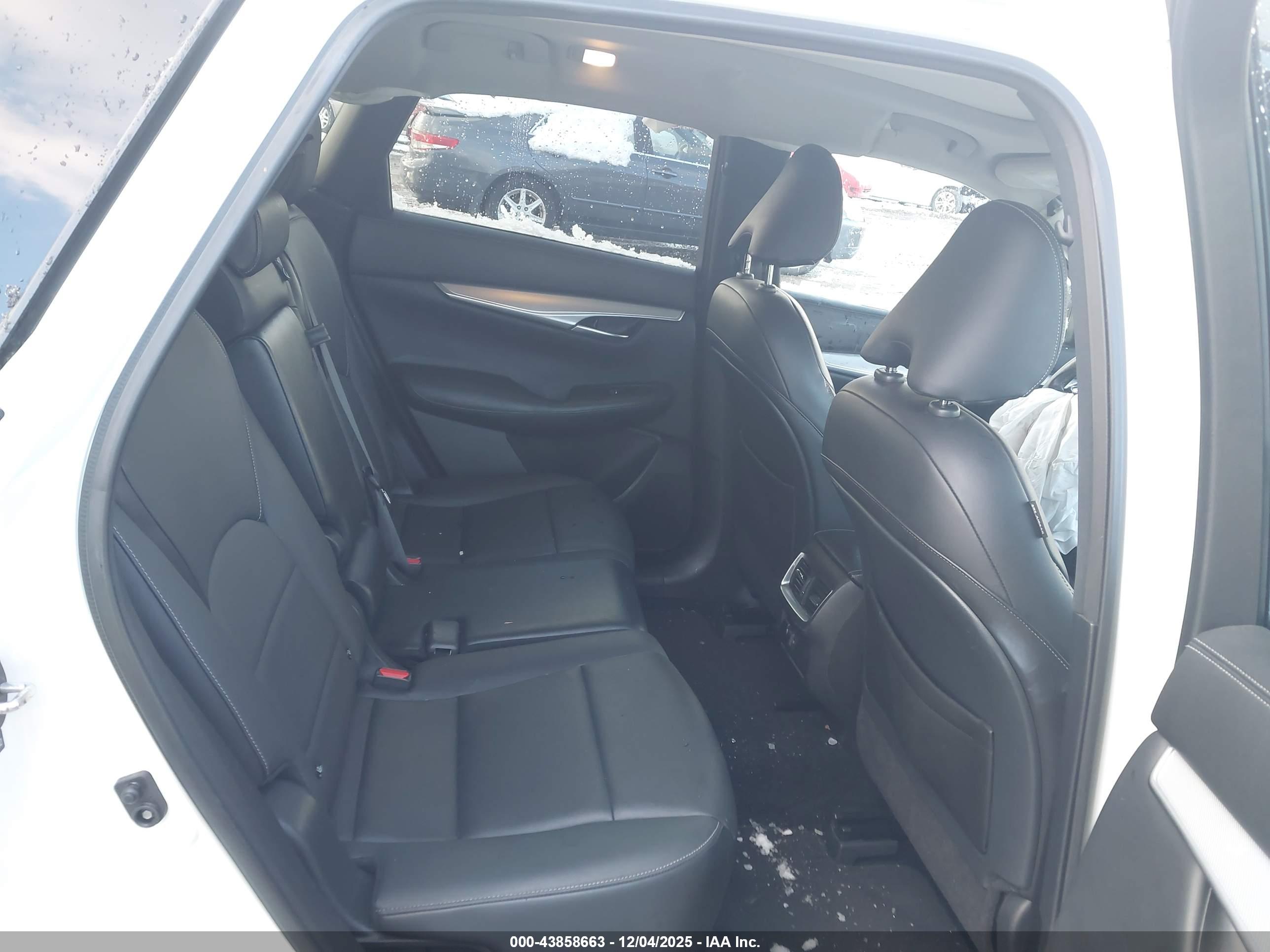 INFINITI QX50 image 8