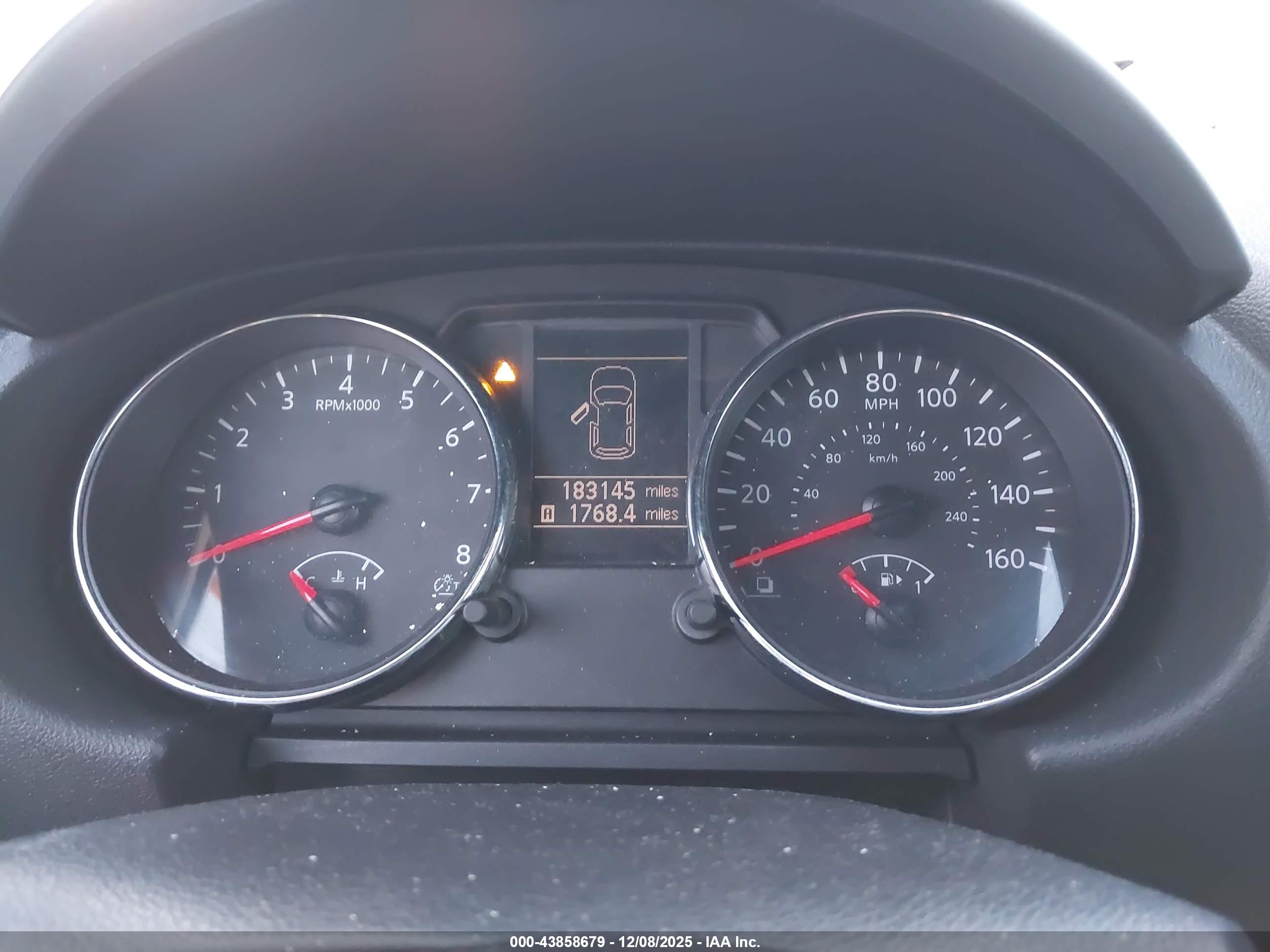 NISSAN ROGUE image 7