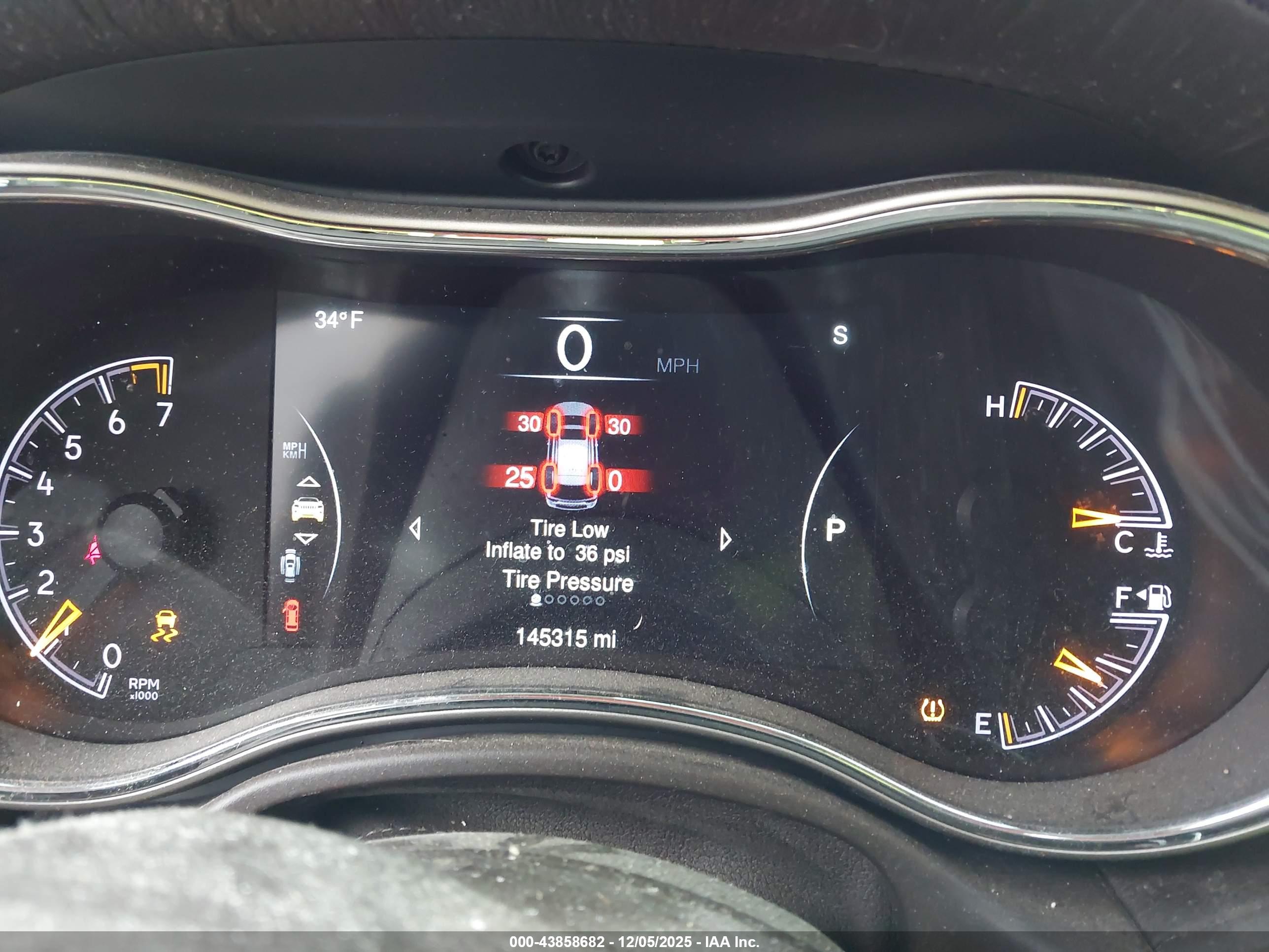 JEEP GRAND image 7