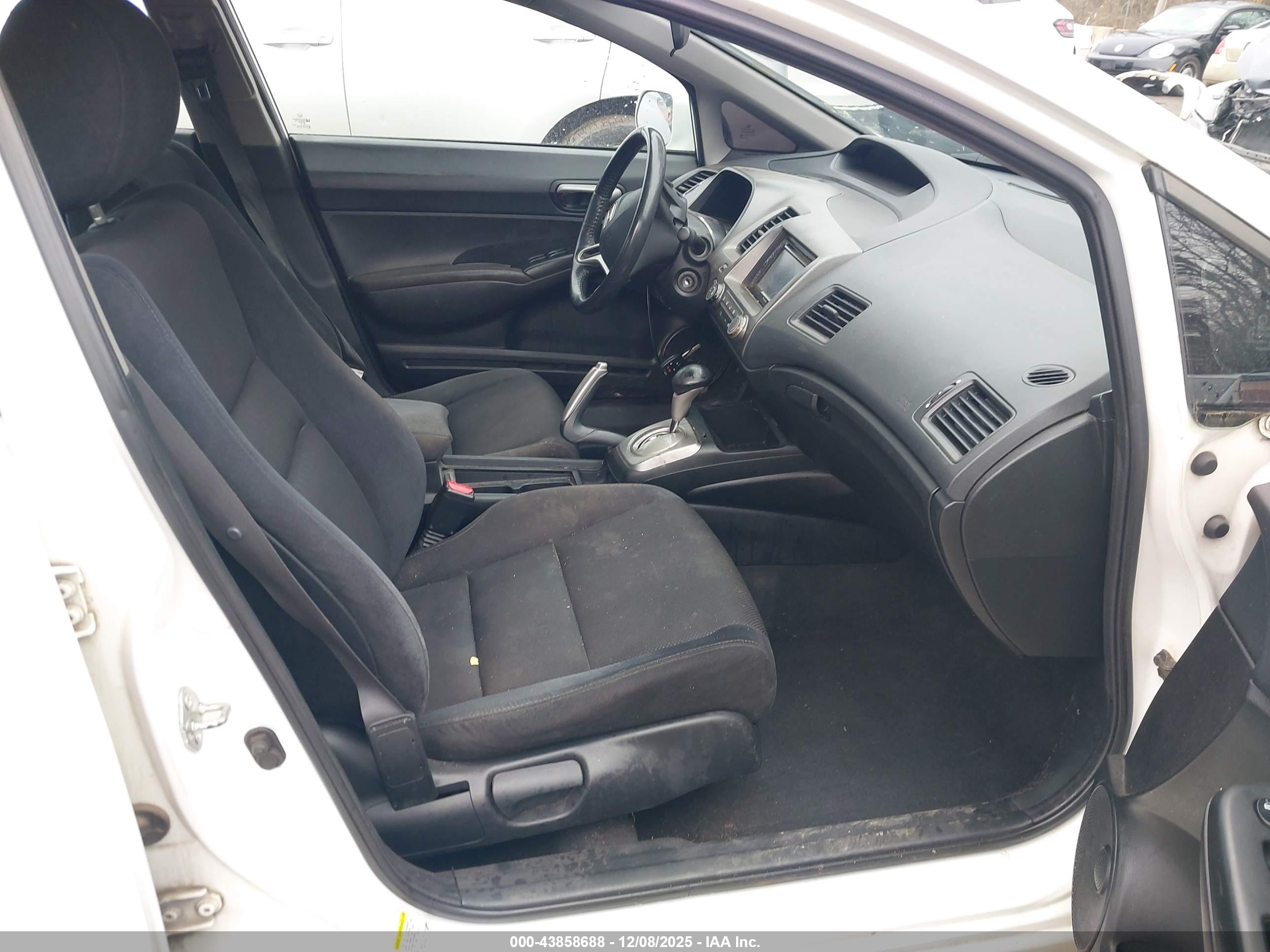 HONDA CIVIC image 5