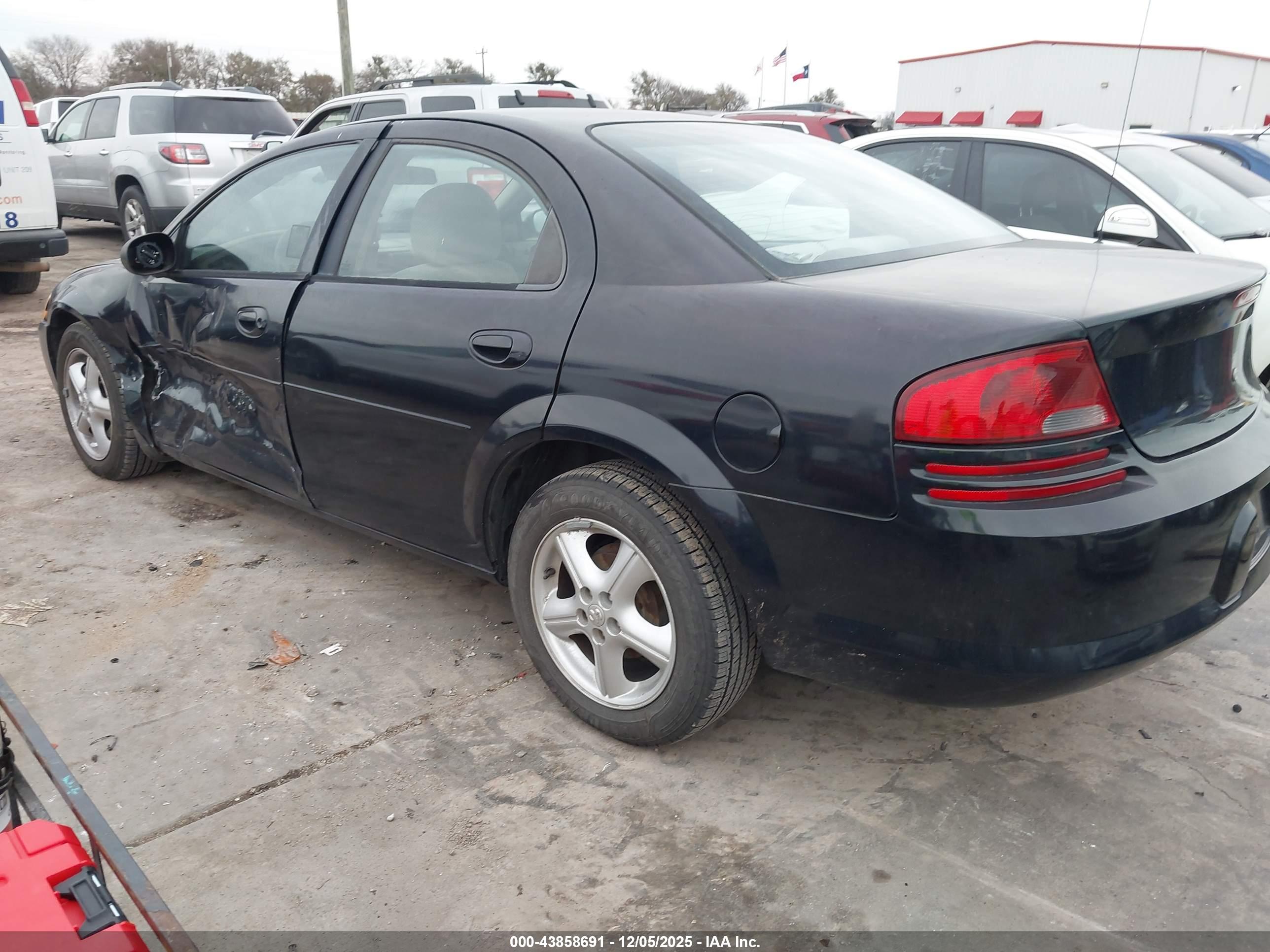 DODGE STRATUS image 3