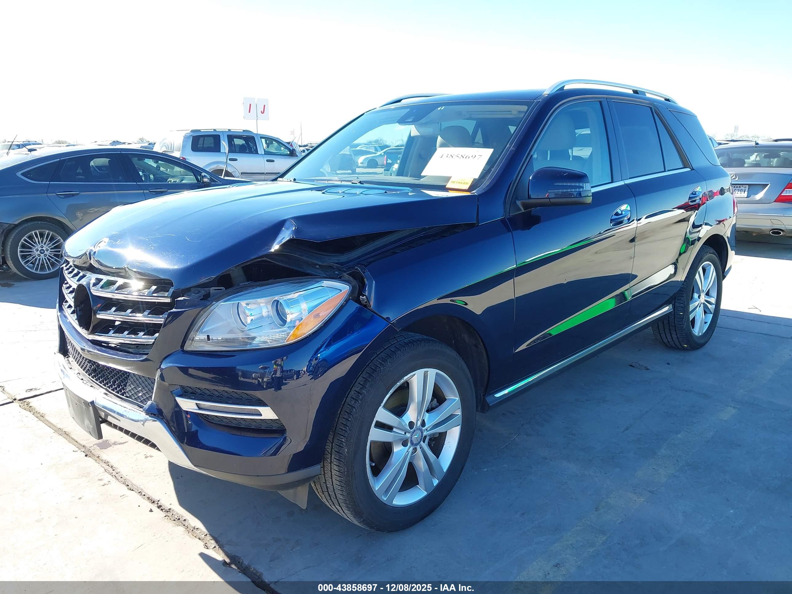 MERCEDES-BENZ ML image 2