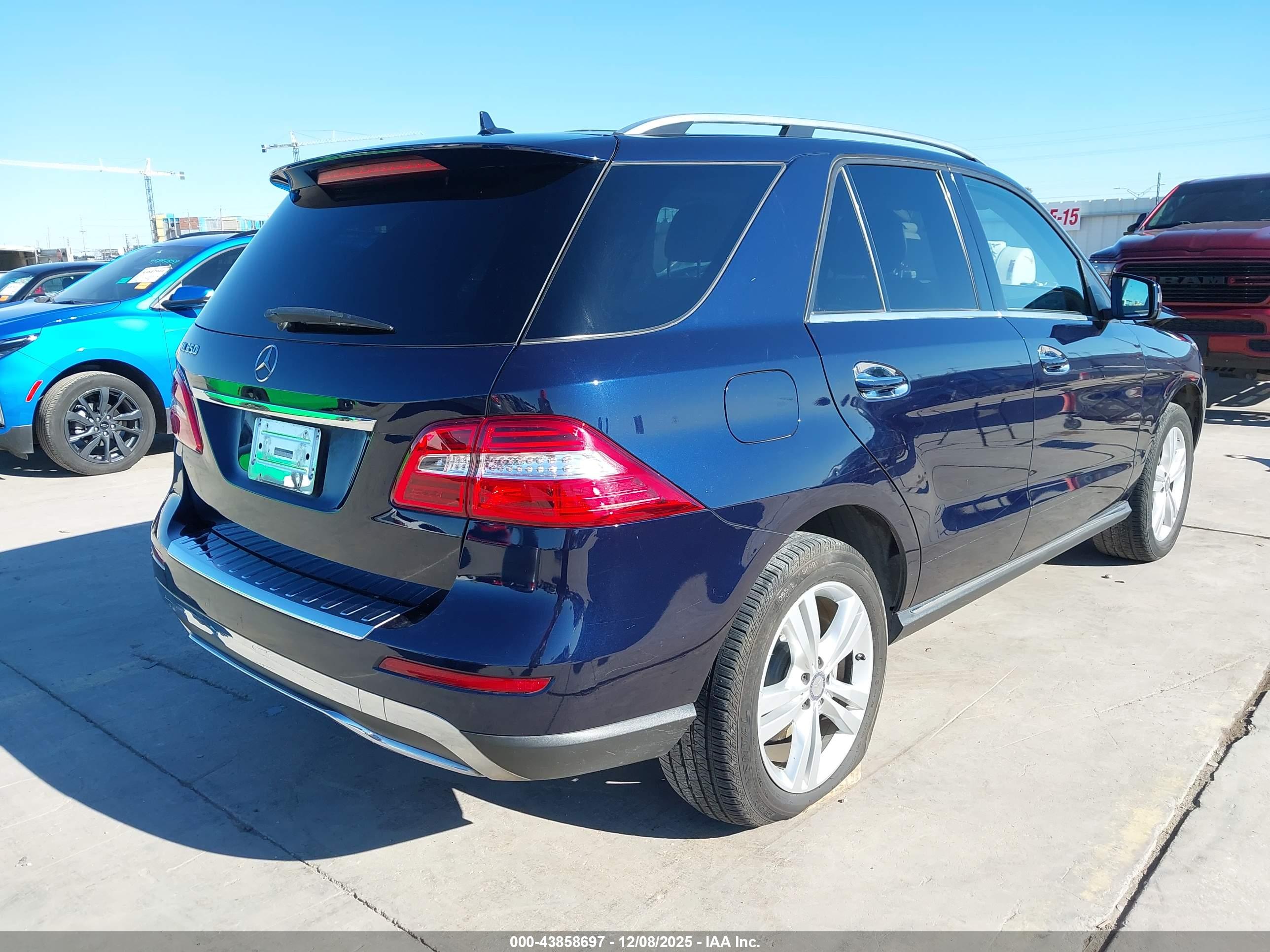 MERCEDES-BENZ ML image 4