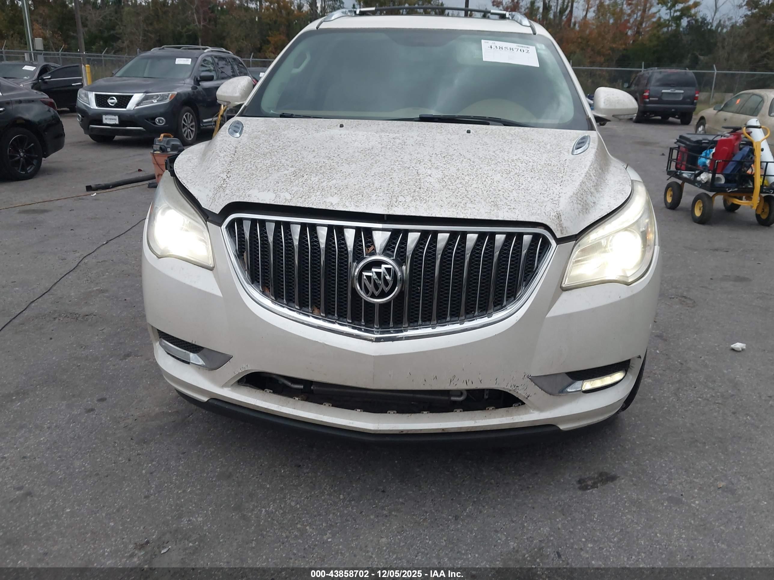 BUICK ENCLAVE image 6