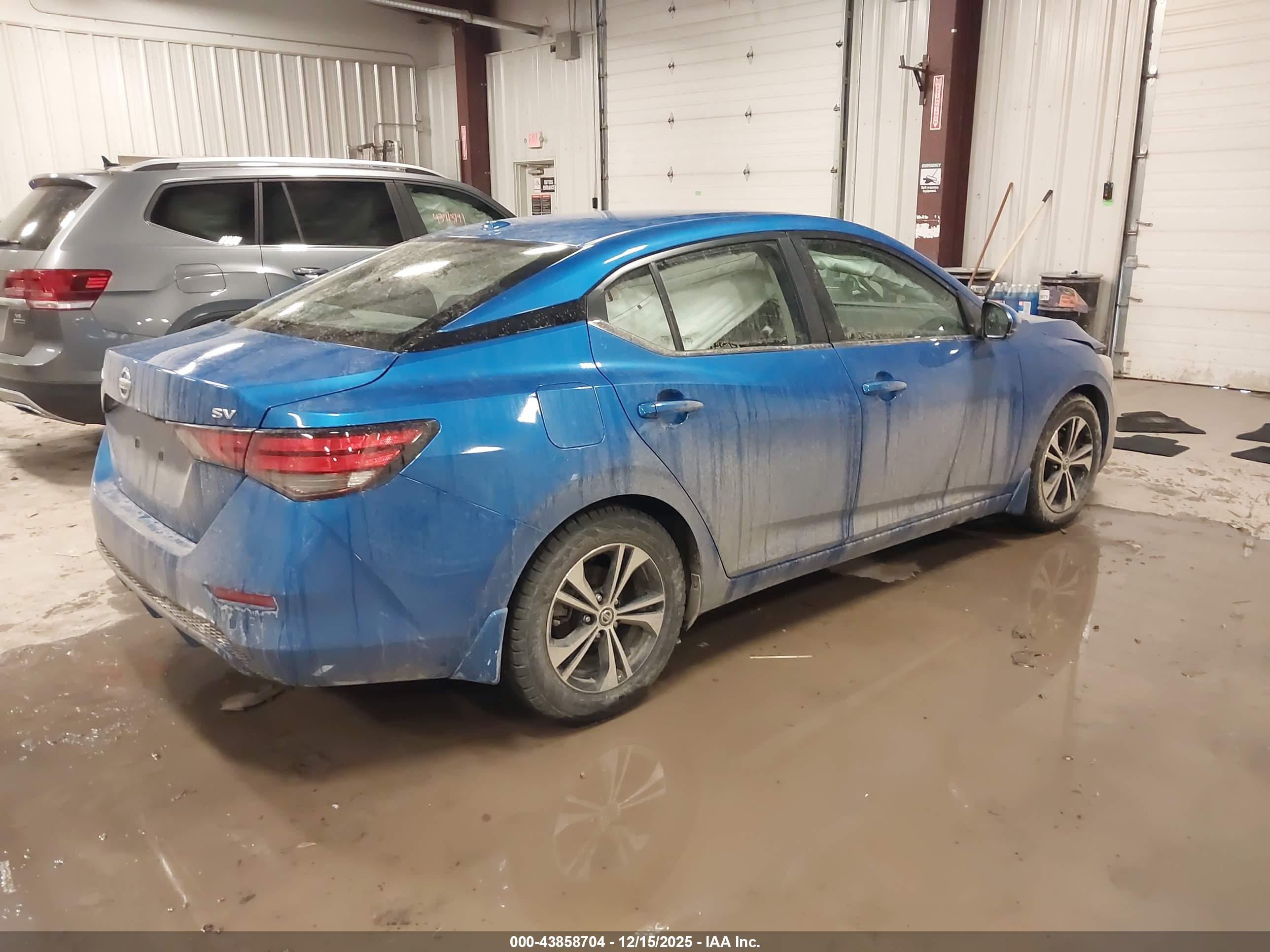 NISSAN SENTRA image 4
