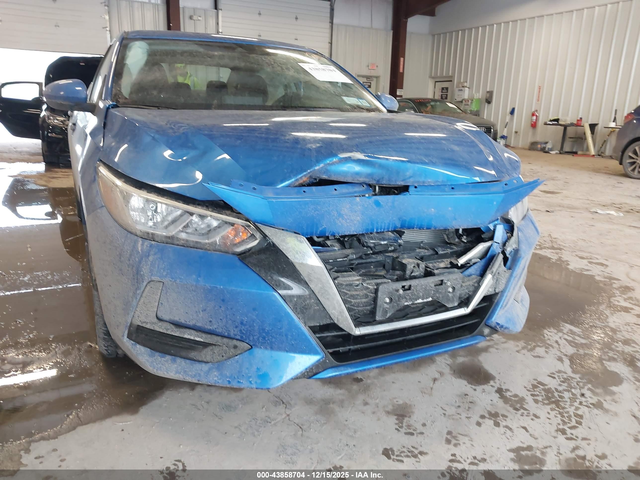 NISSAN SENTRA image 6