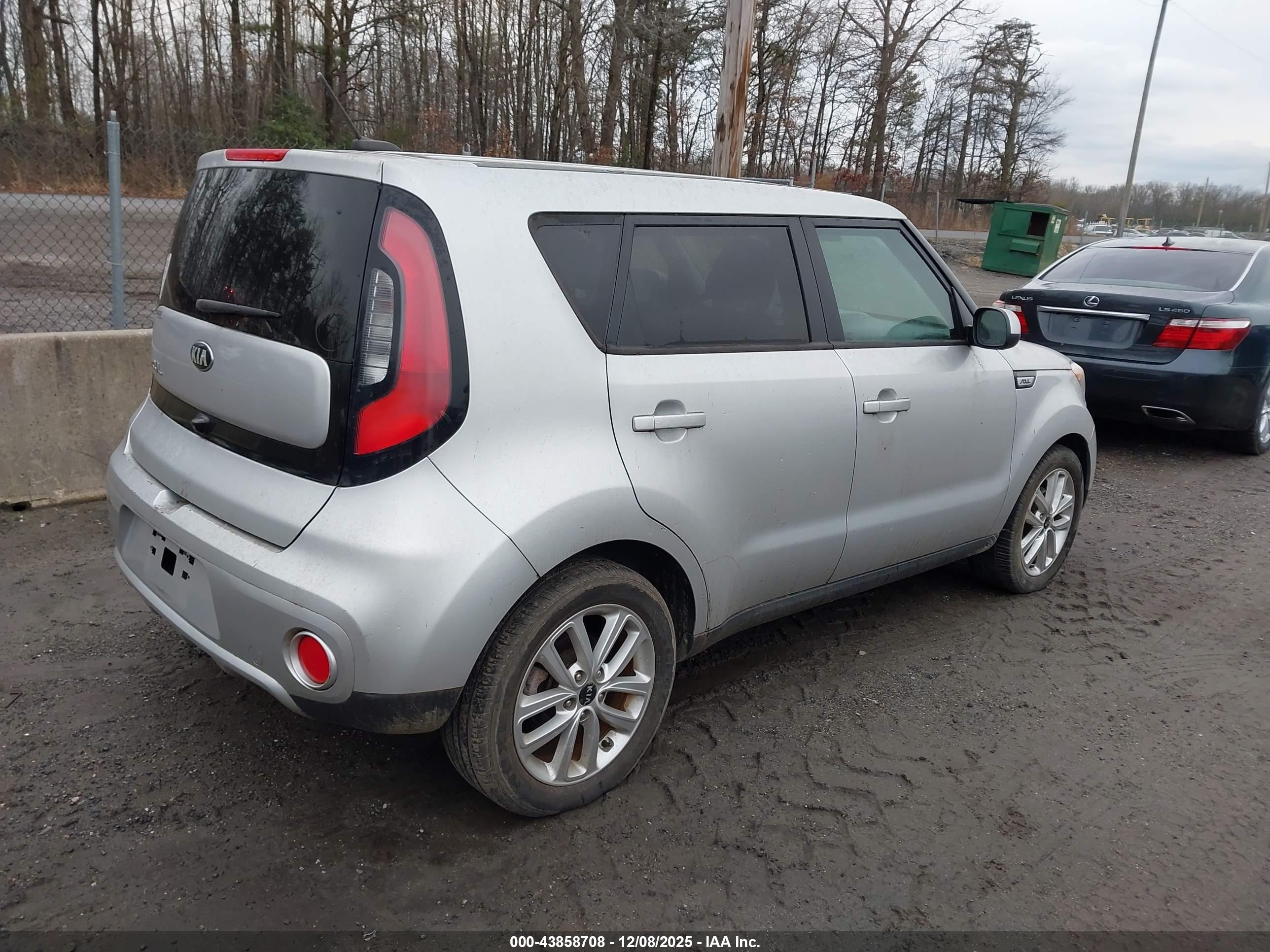 KIA SOUL image 4
