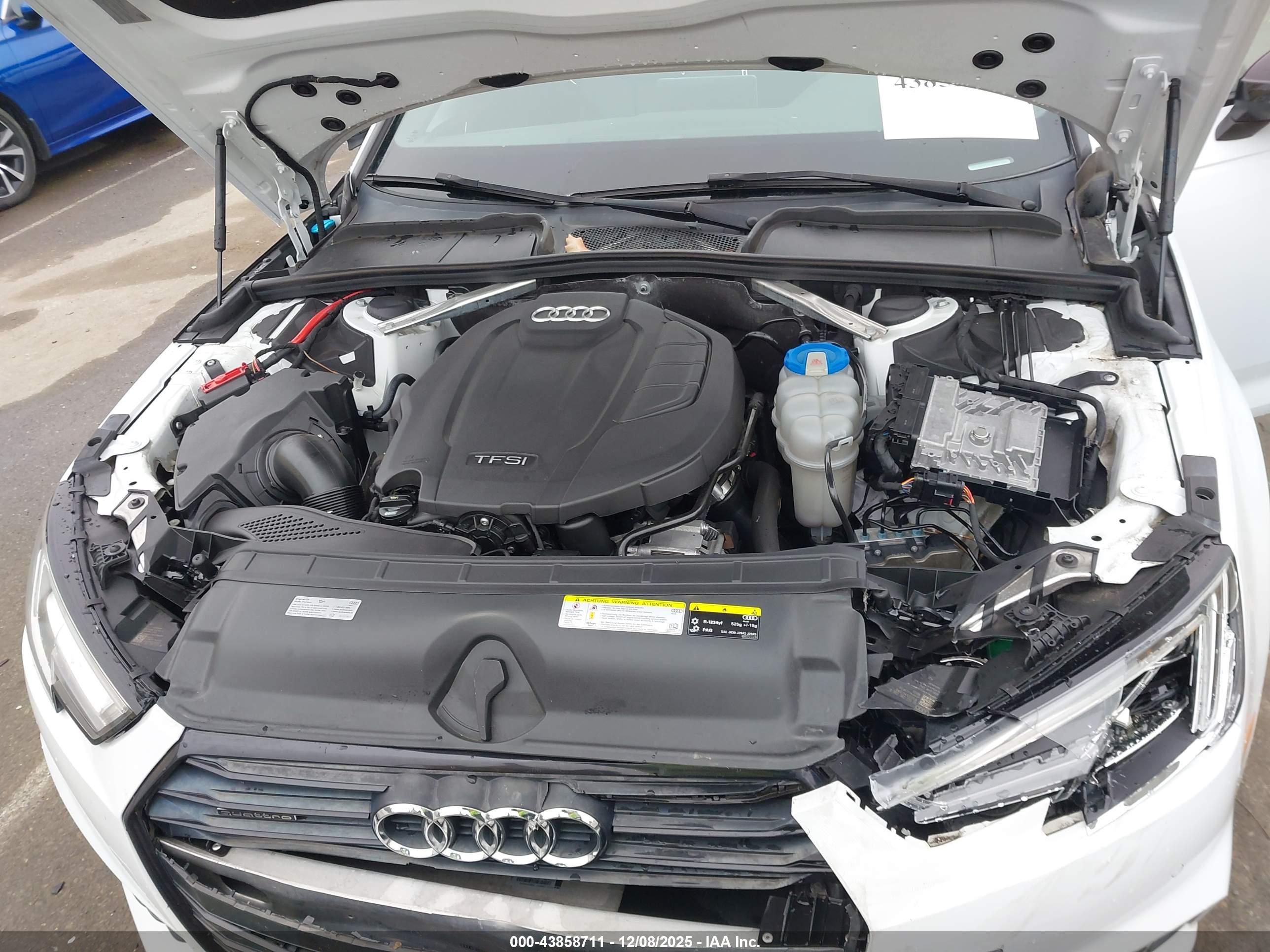 AUDI A4 image 10