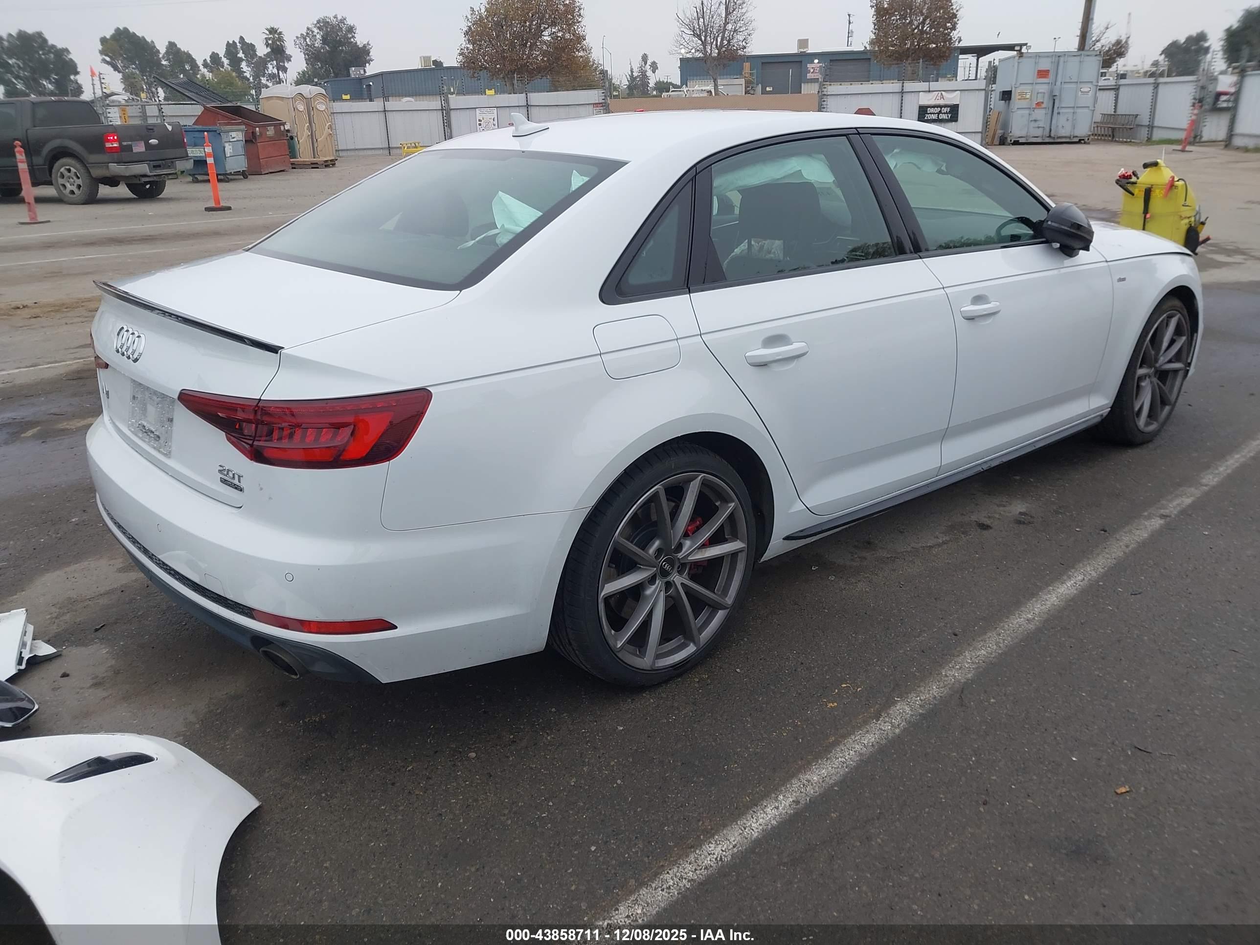 AUDI A4 image 4