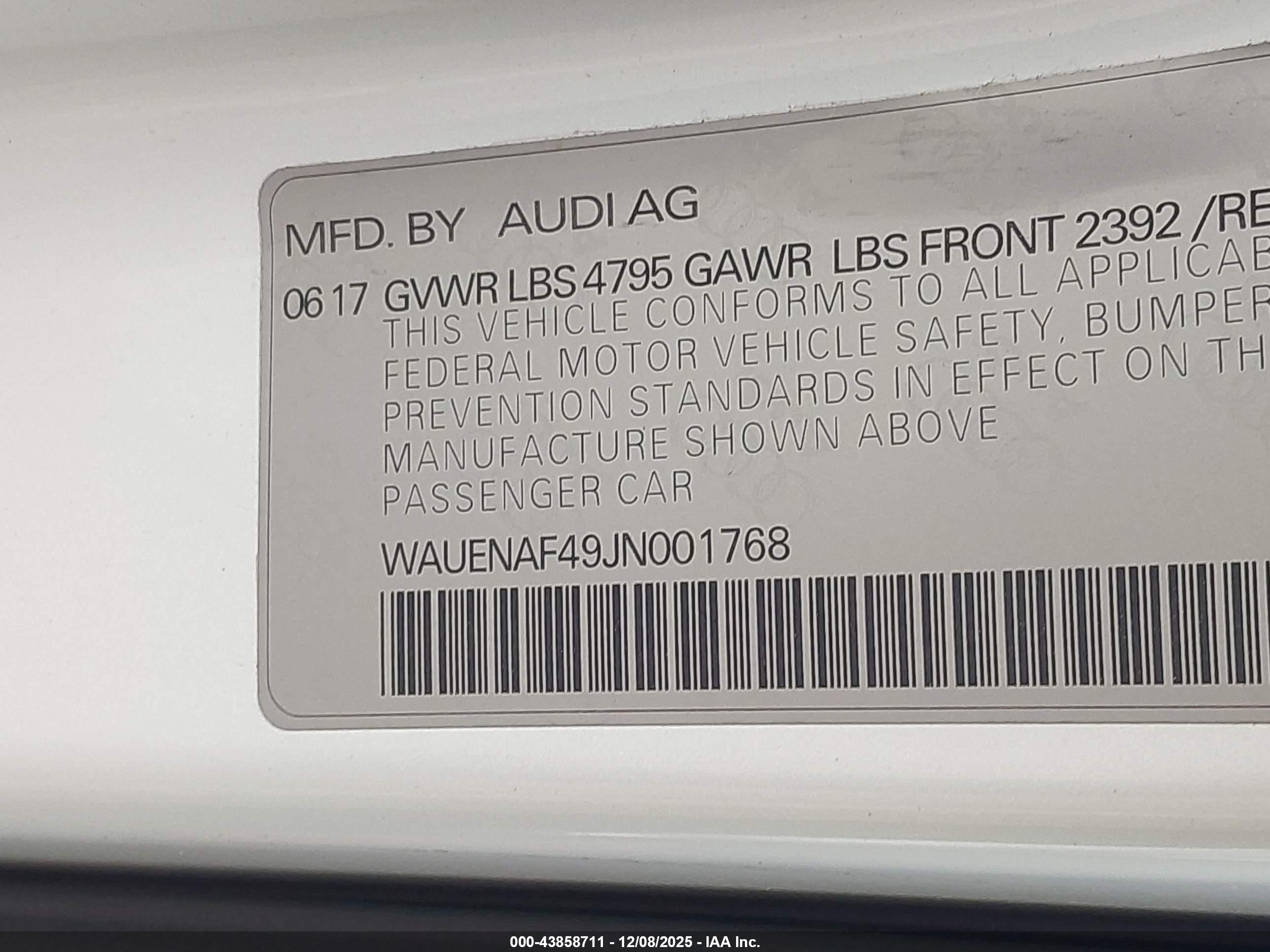 AUDI A4 image 9