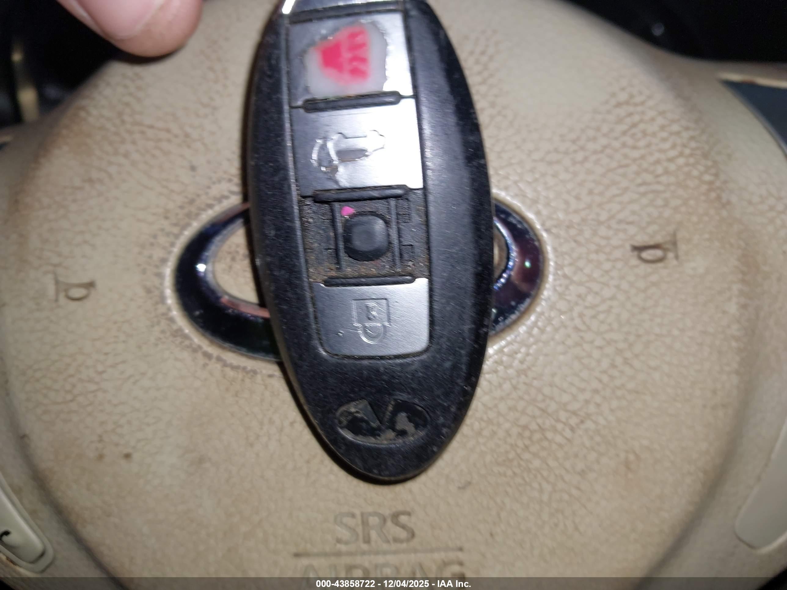 INFINITI FX35 image 11