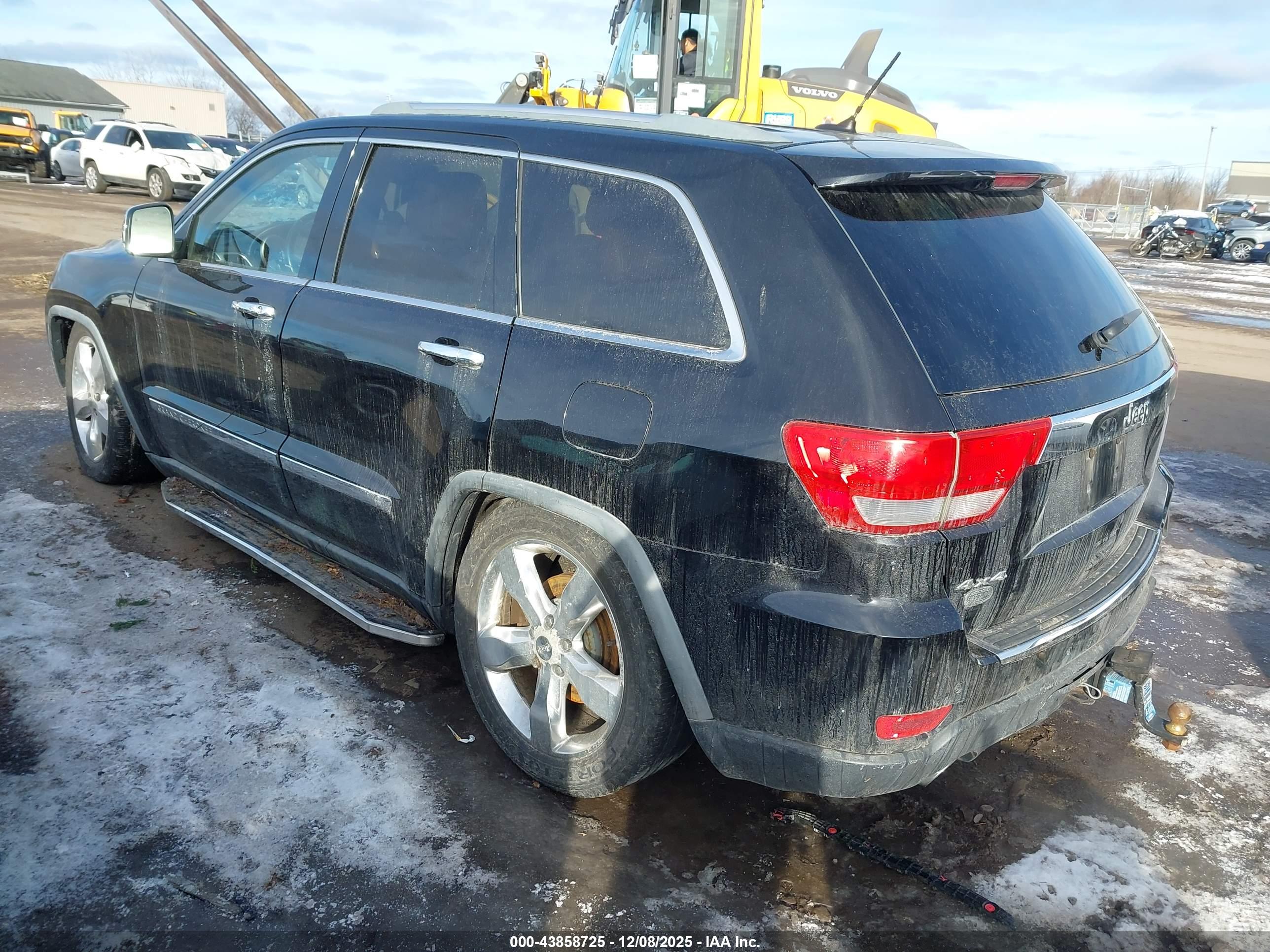 JEEP GRAND image 3