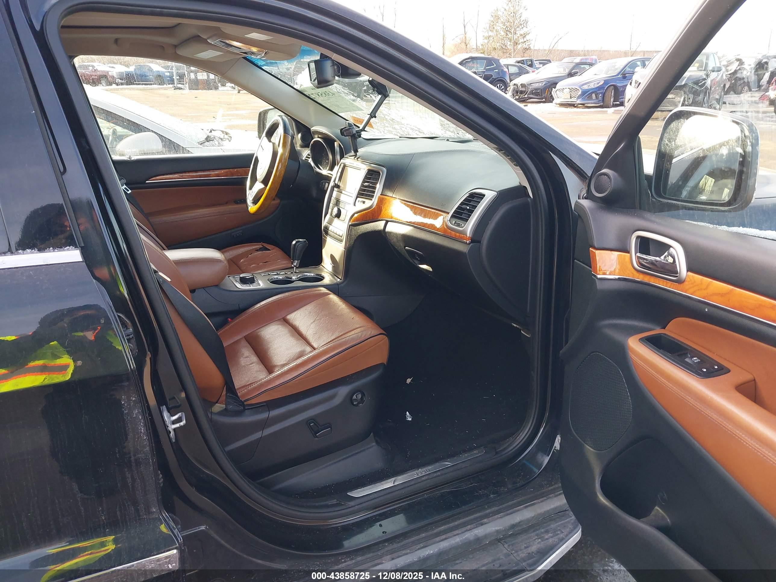 JEEP GRAND image 5