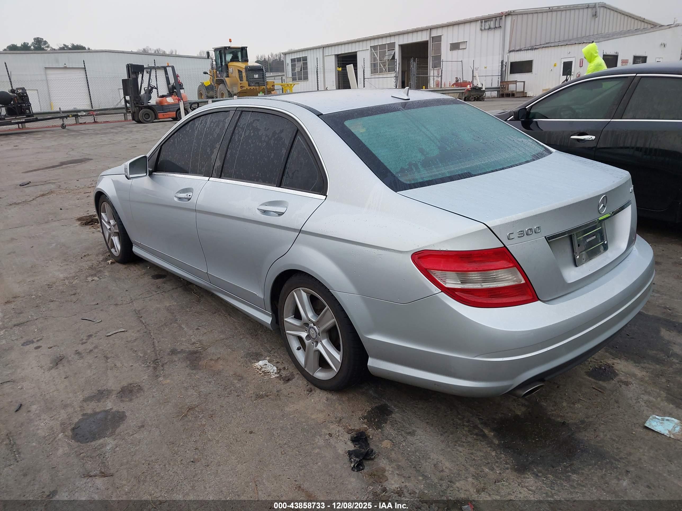 MERCEDES-BENZ C image 3
