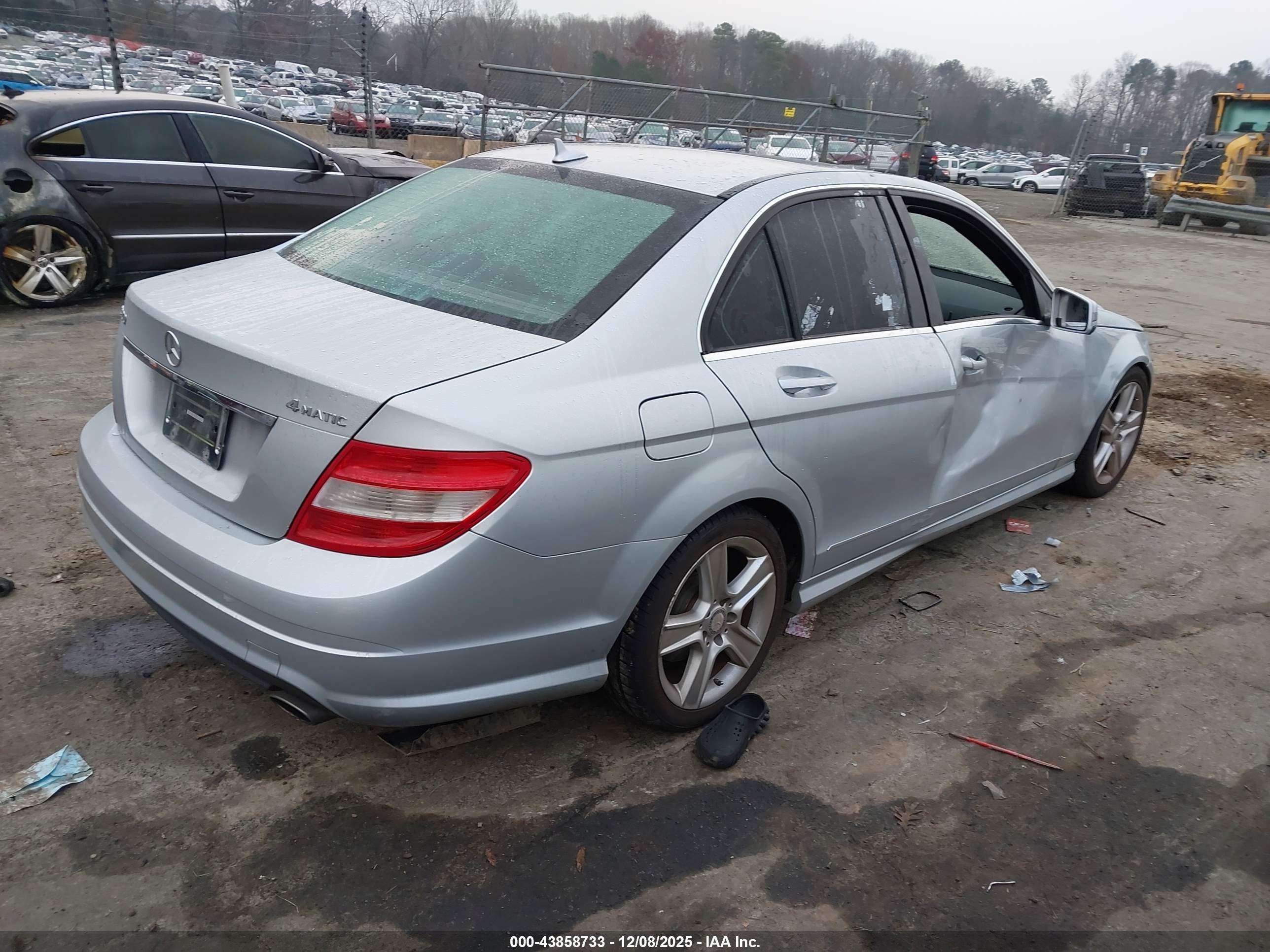 MERCEDES-BENZ C image 4